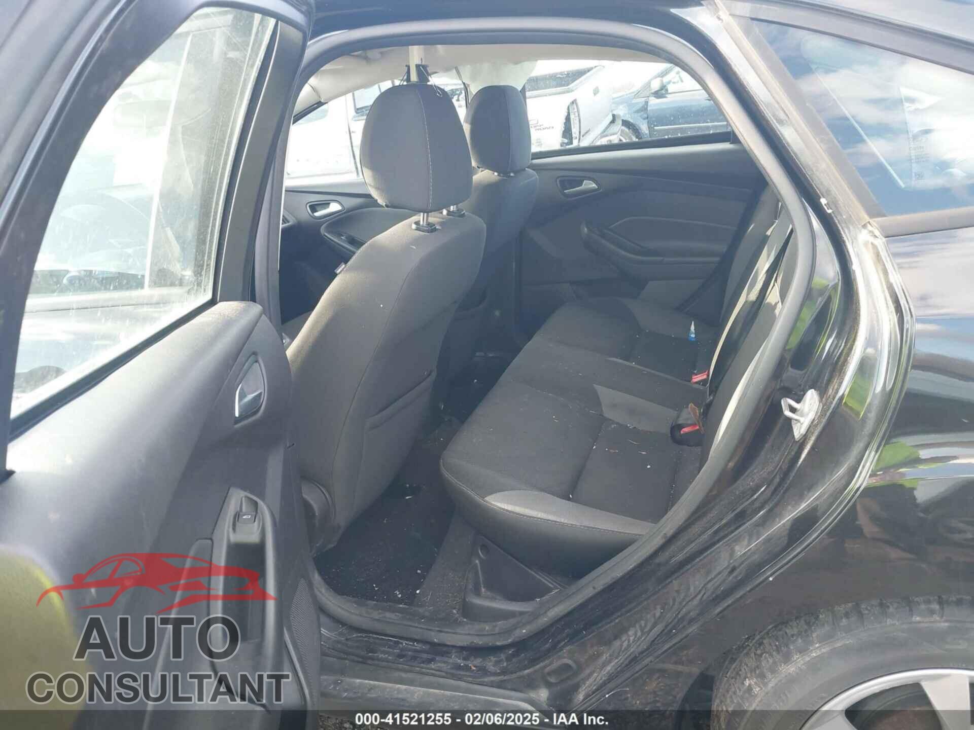 FORD FOCUS 2014 - 1FADP3F26EL136930