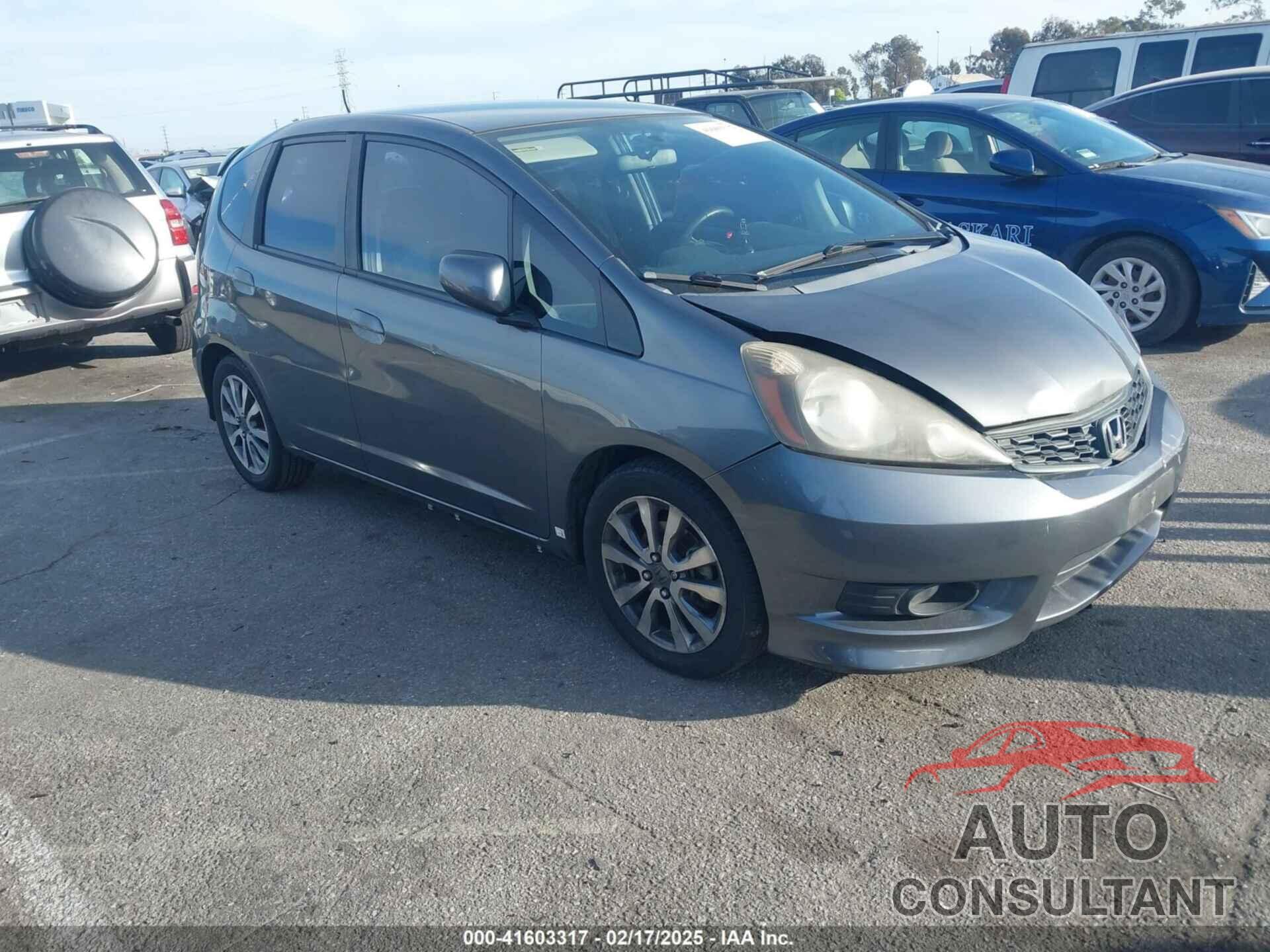 HONDA FIT 2013 - JHMGE8H55DC018494
