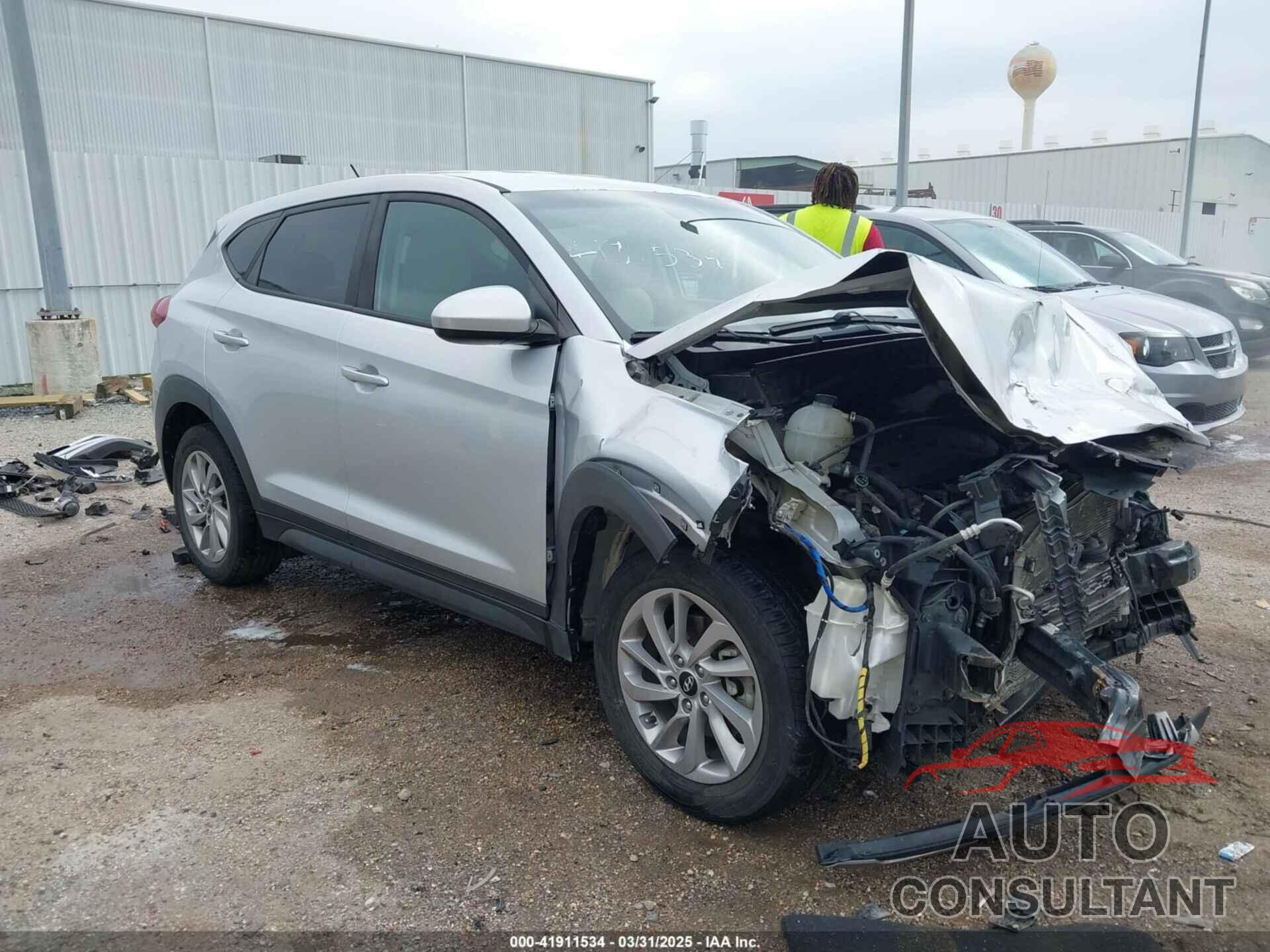 HYUNDAI TUCSON 2018 - KM8J23A47JU656140