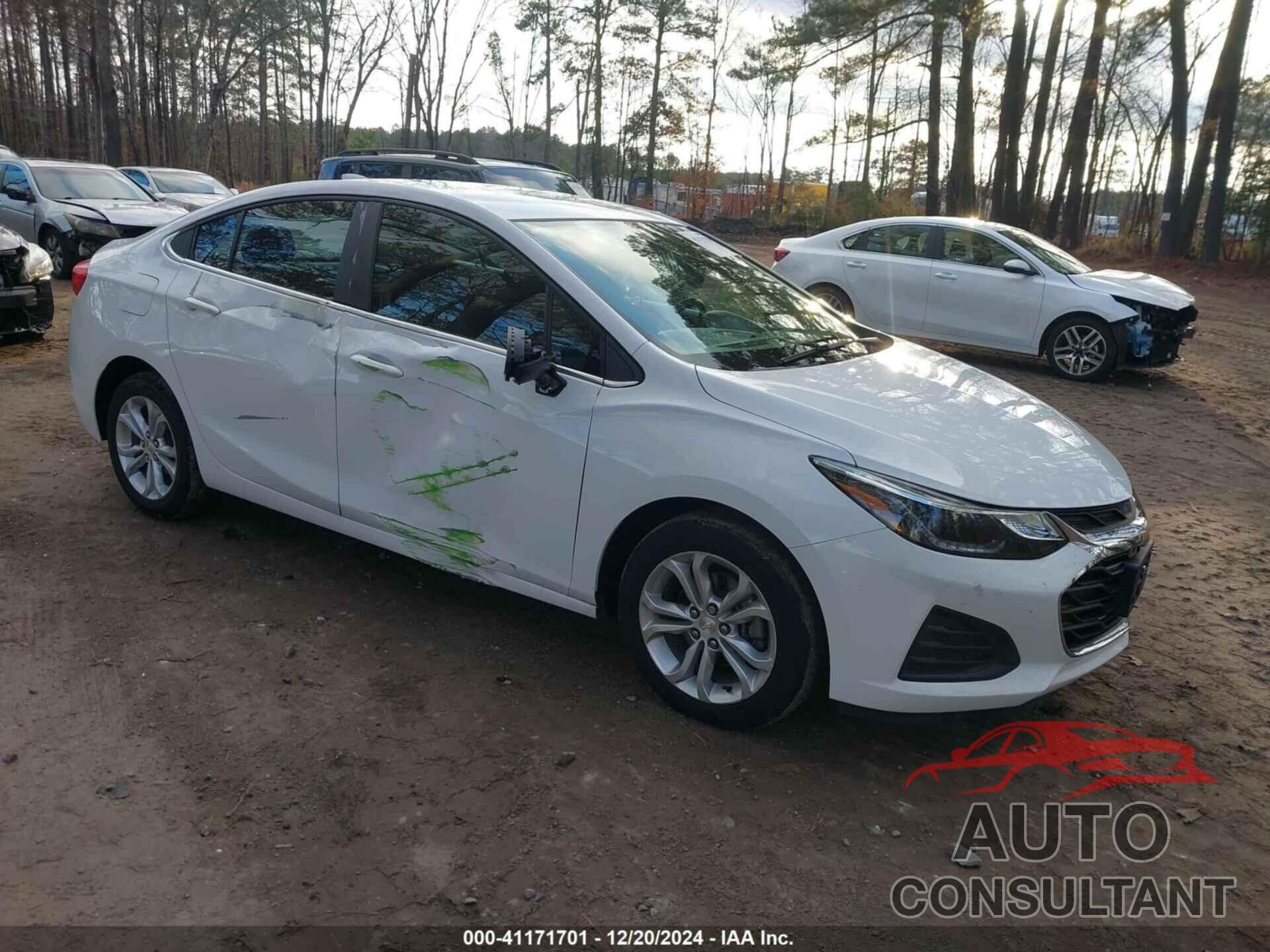 CHEVROLET CRUZE 2019 - 1G1BE5SM8K7111602