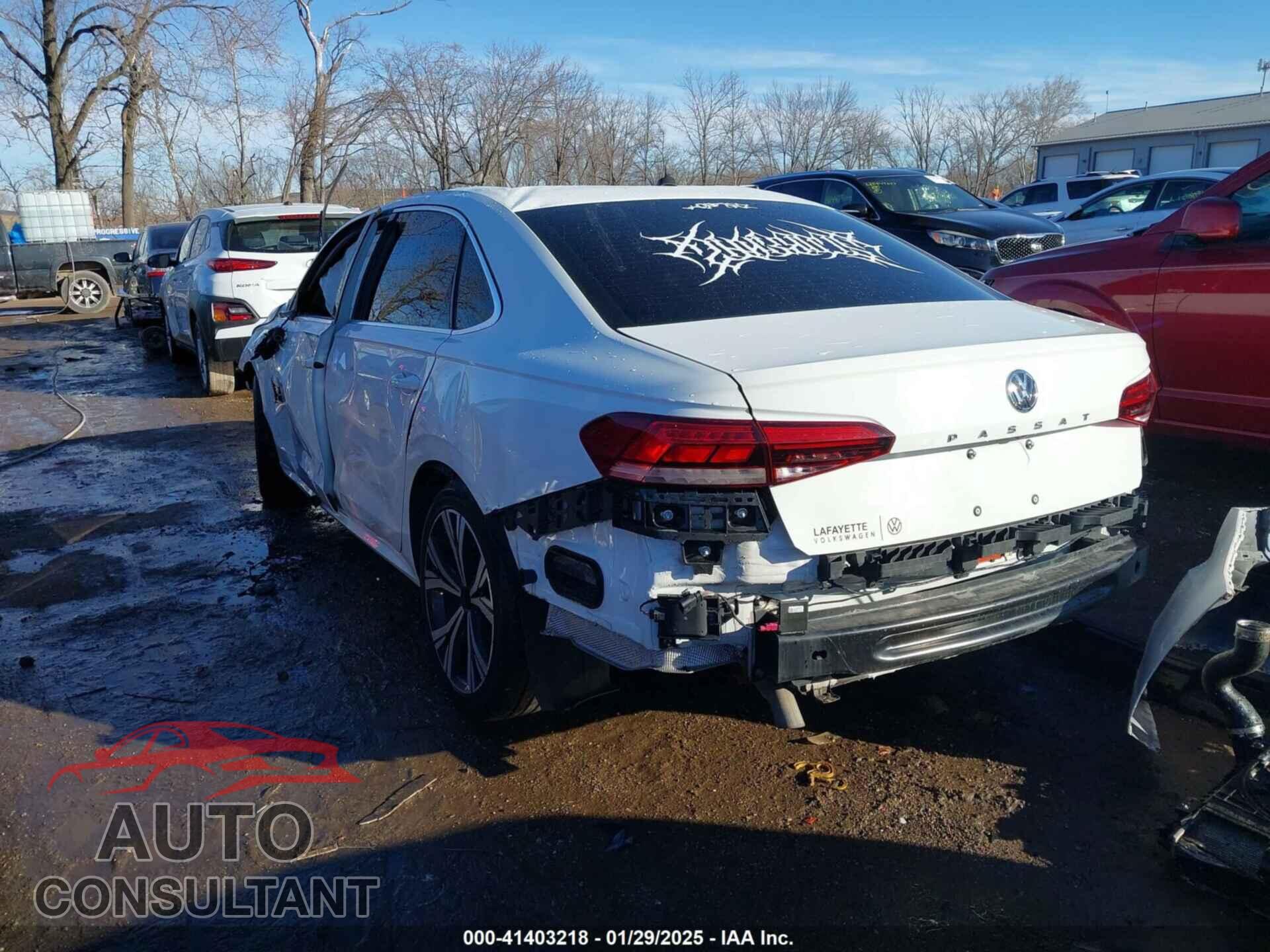 VOLKSWAGEN PASSAT 2020 - 1VWCA7A33LC010470