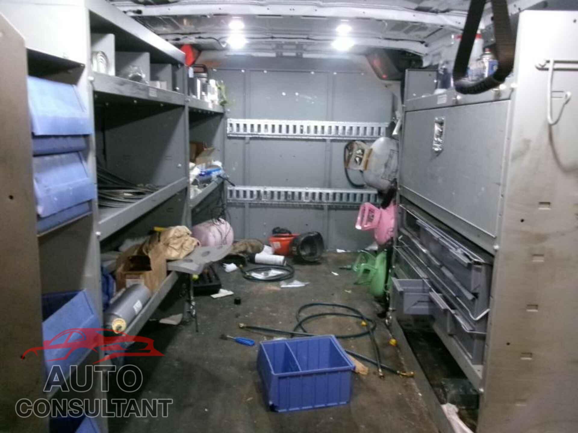 FORD TRANSIT 2019 - 1FTYR1YM4KKB87868