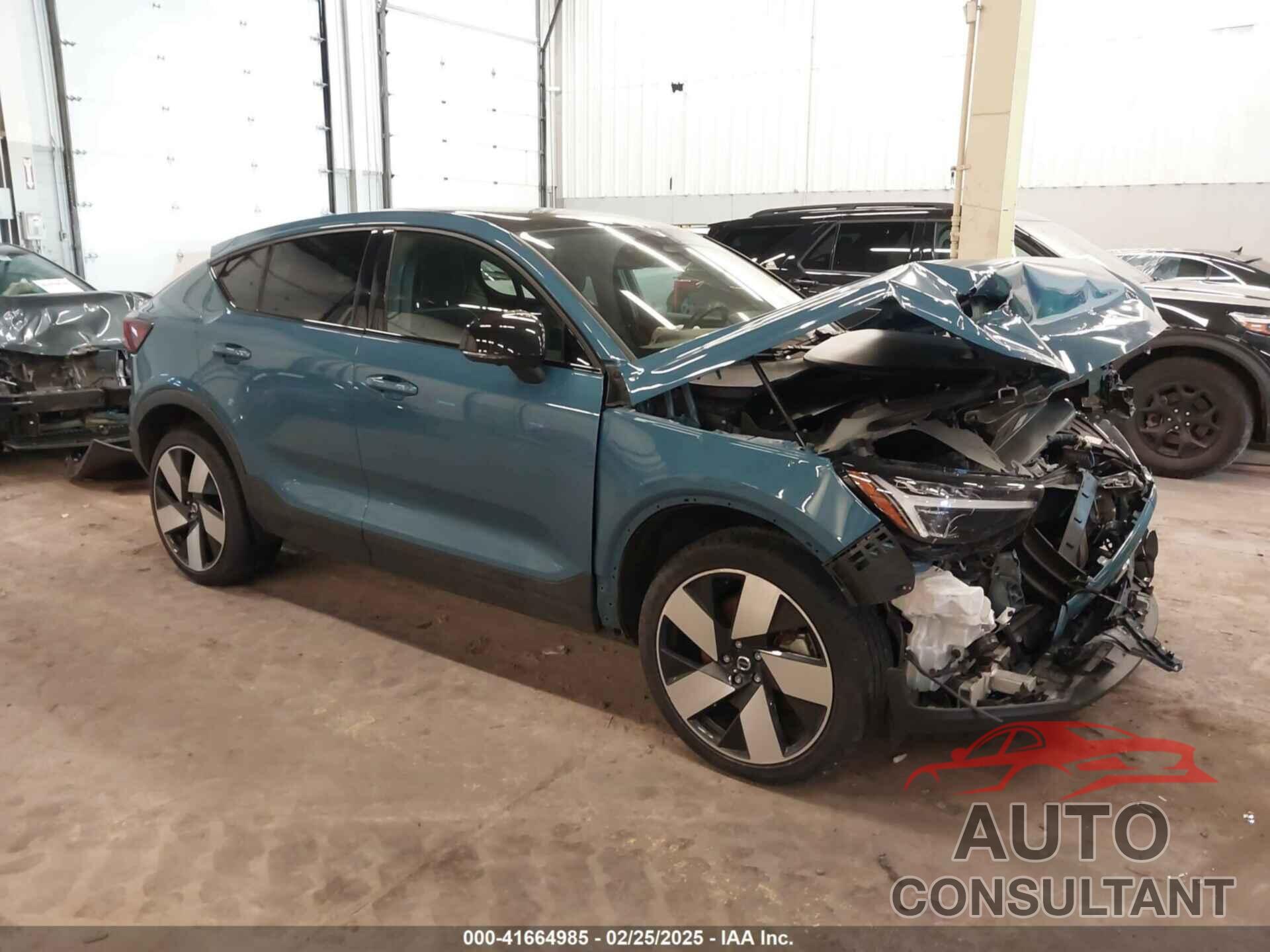 VOLVO C40 RECHARGE PURE ELECTRIC 2023 - YV4ED3GM3P2066154