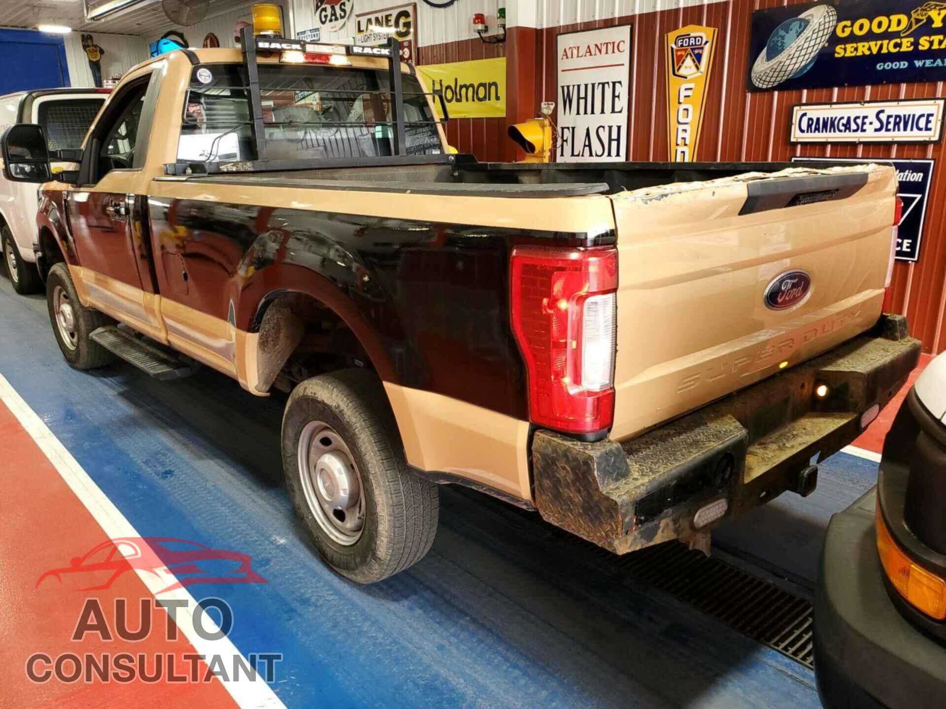 FORD F-250 2017 - 1FTBF2B68HEC17850