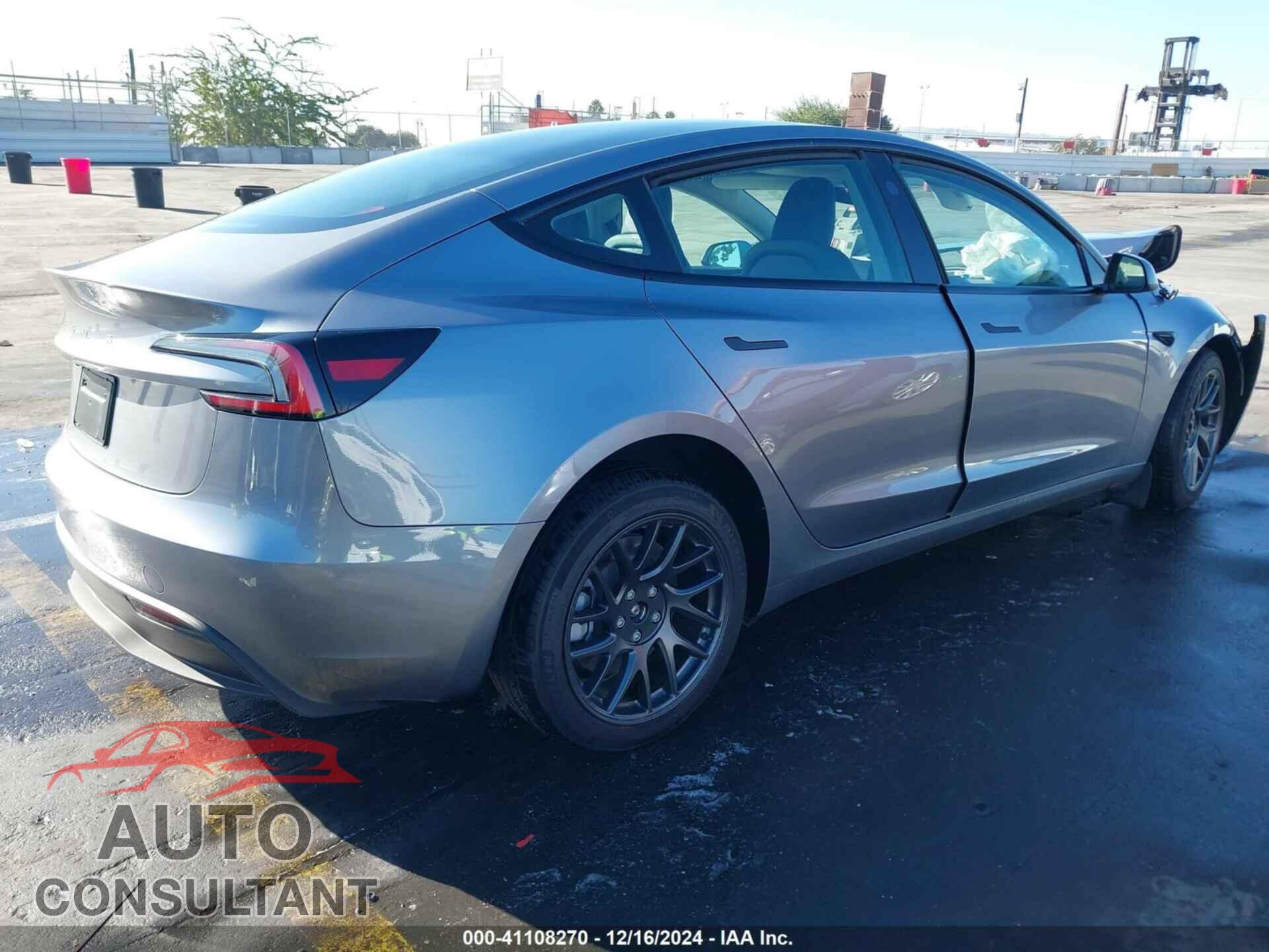 TESLA MODEL 3 2025 - 5YJ3E1EA7SF882505