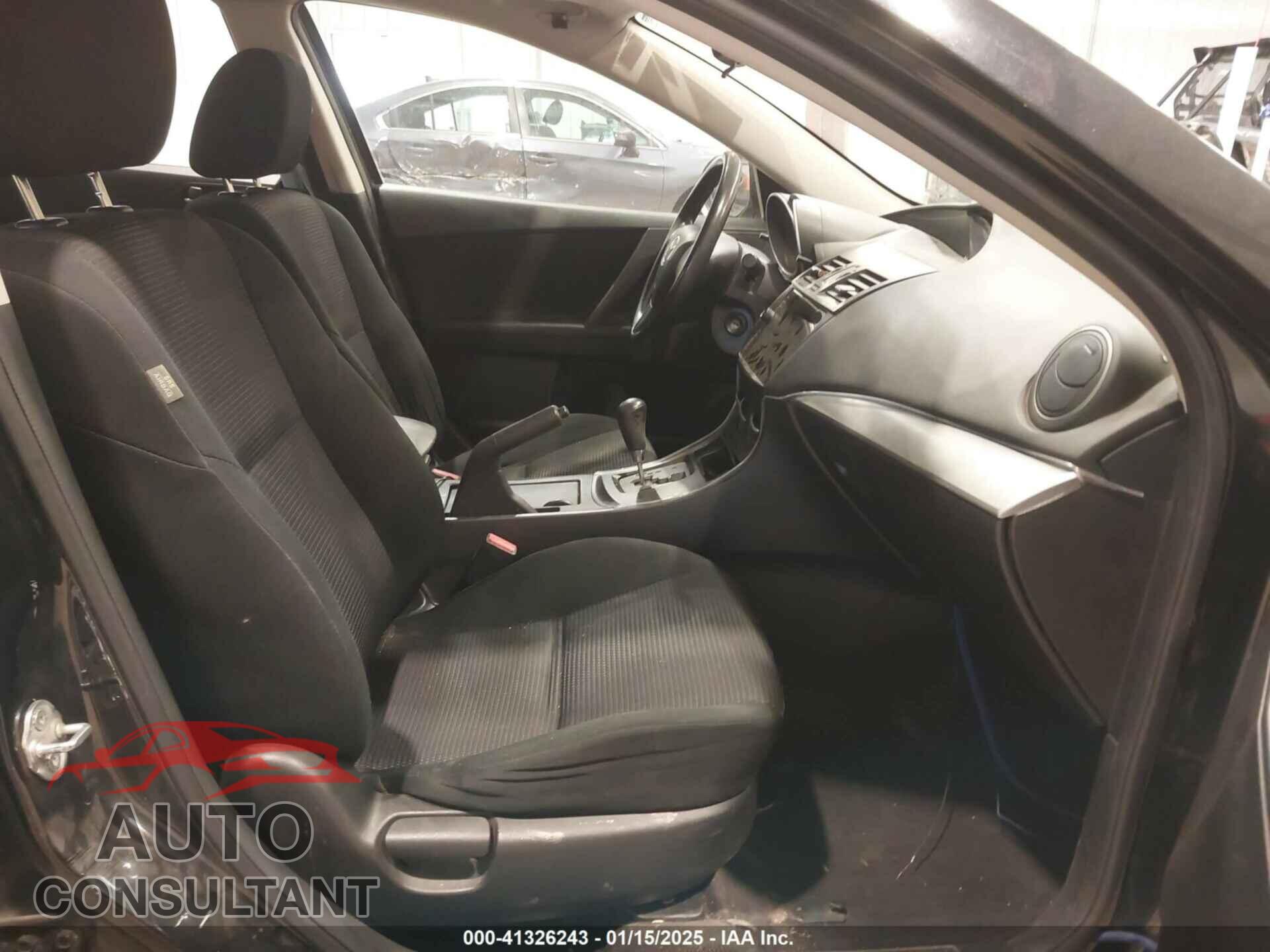 MAZDA MAZDA3 2013 - JM1BL1TG2D1752829