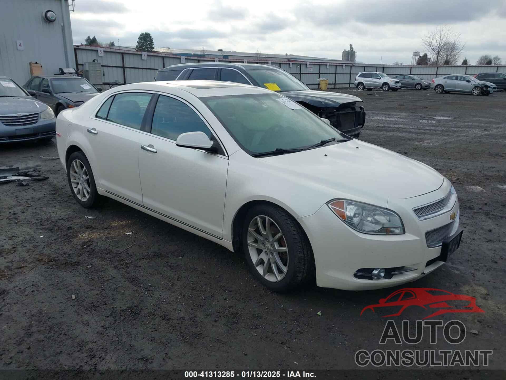 CHEVROLET MALIBU 2011 - 1G1ZE5E13BF275099