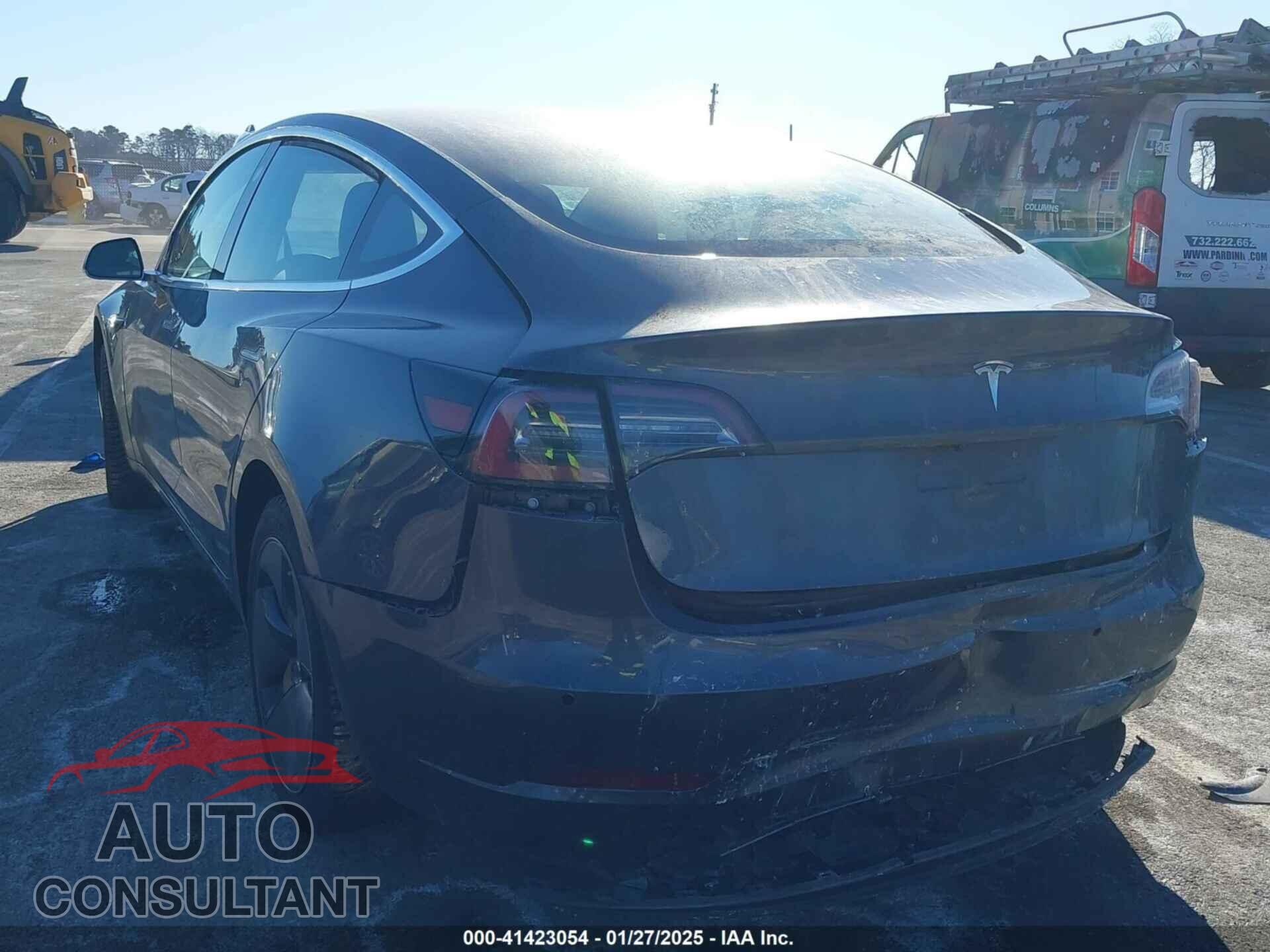 TESLA MODEL 3 2018 - 5YJ3E1EA0JF153700
