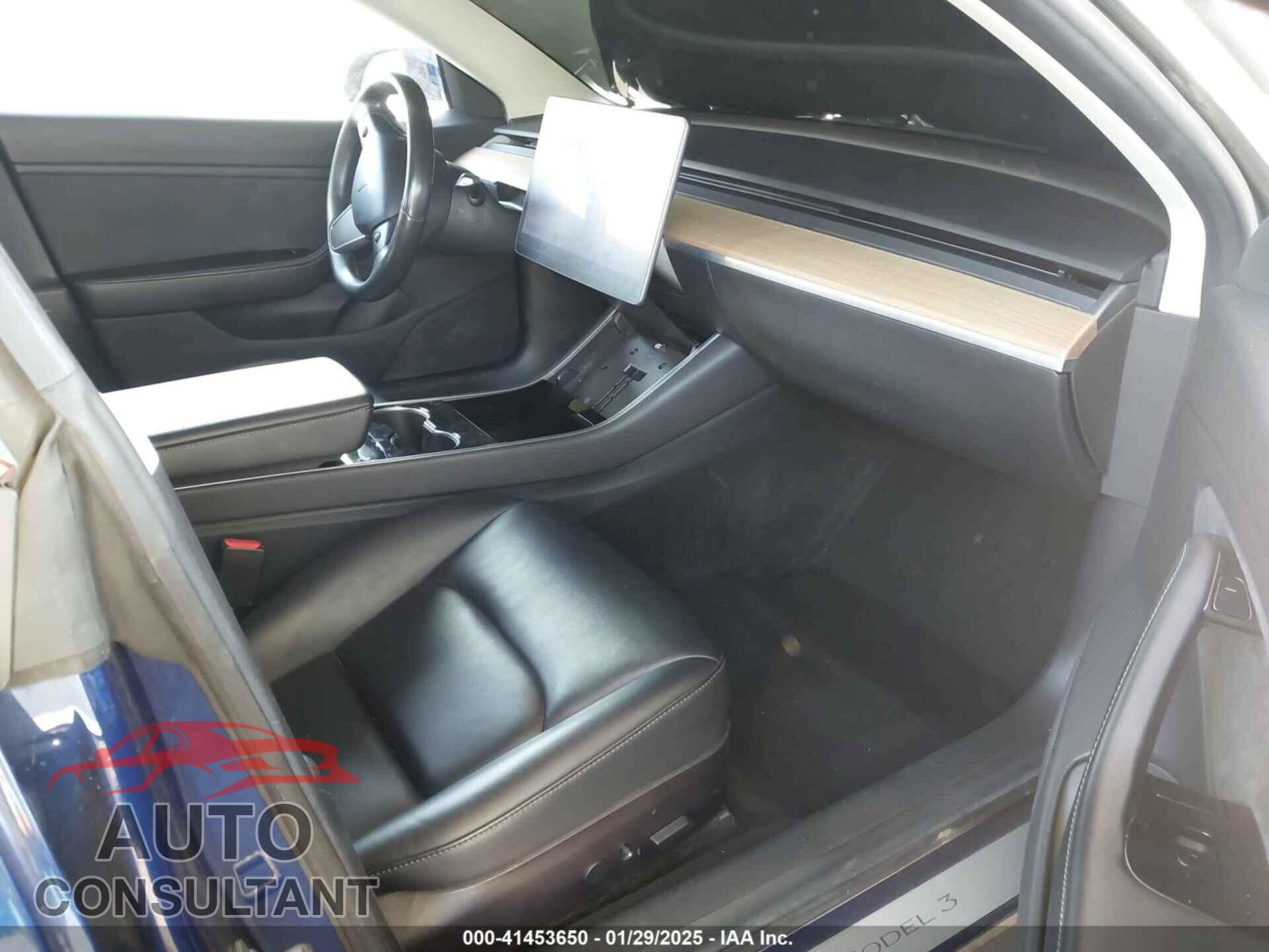 TESLA MODEL 3 2018 - 5YJ3E1EA8JF014706