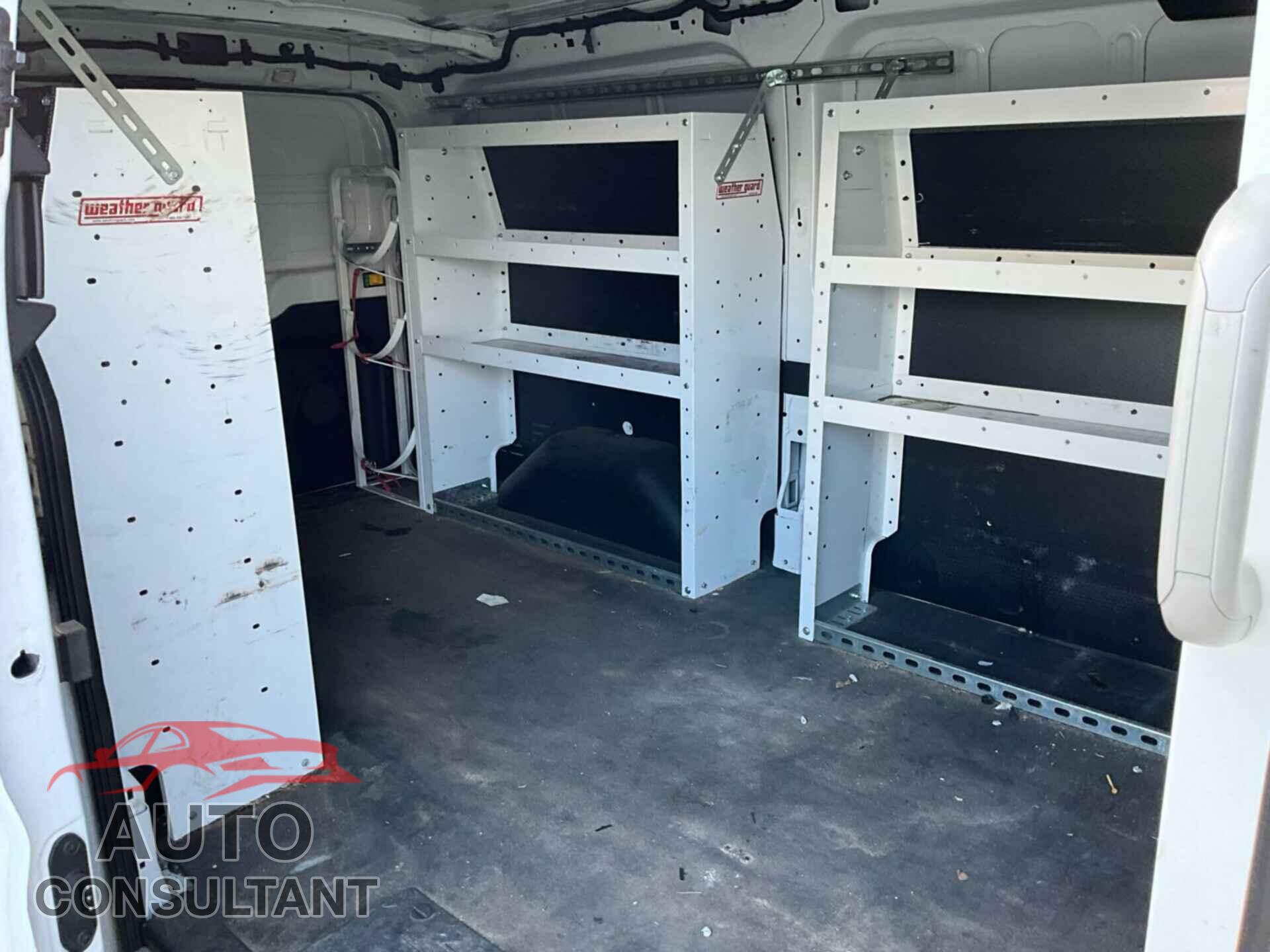 FORD TRANSIT 2019 - 1FTYE1YM2KKA52562