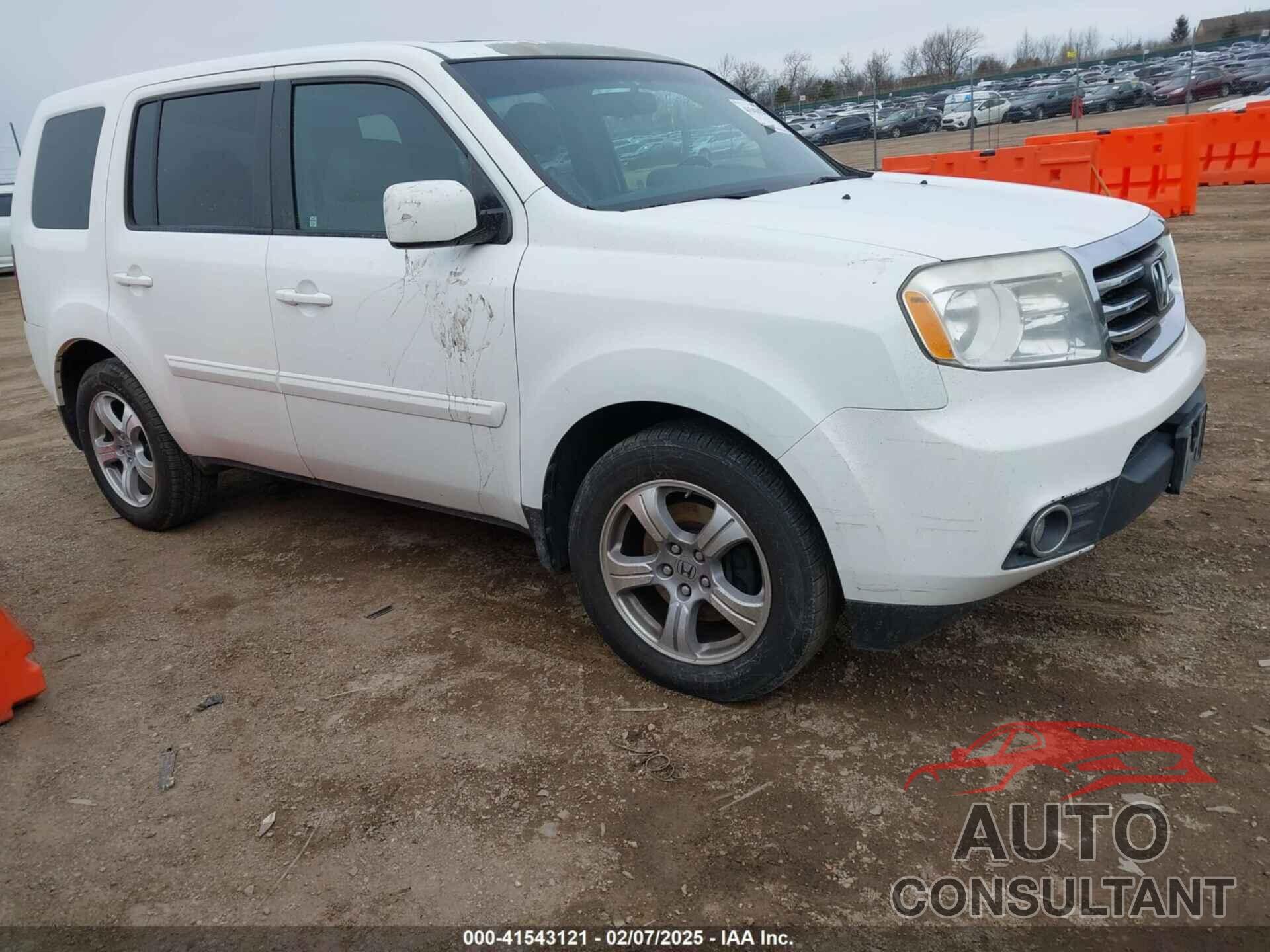 HONDA PILOT 2013 - 5FNYF4H58DB020545