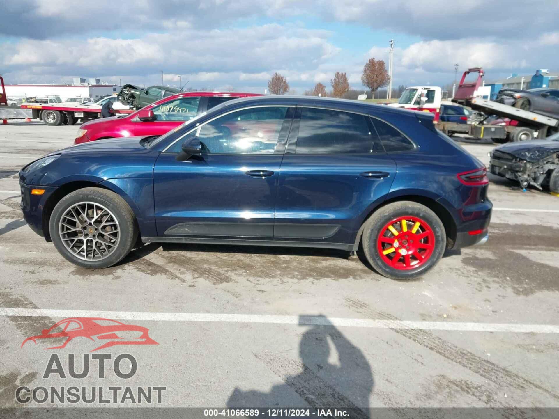 PORSCHE MACAN 2018 - WP1AA2A53JLB21062