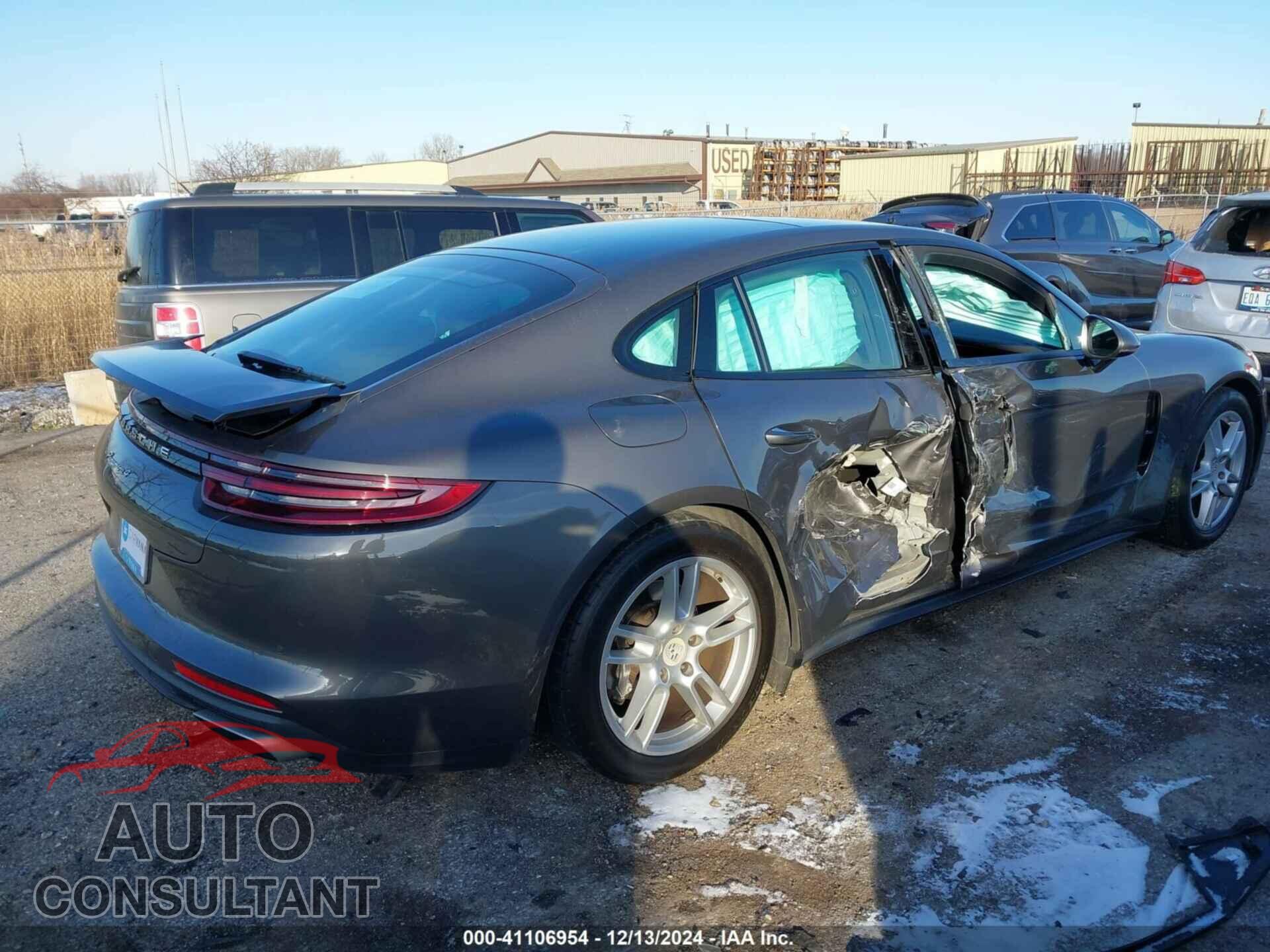 PORSCHE PANAMERA 2018 - WP0AA2A75JL101785
