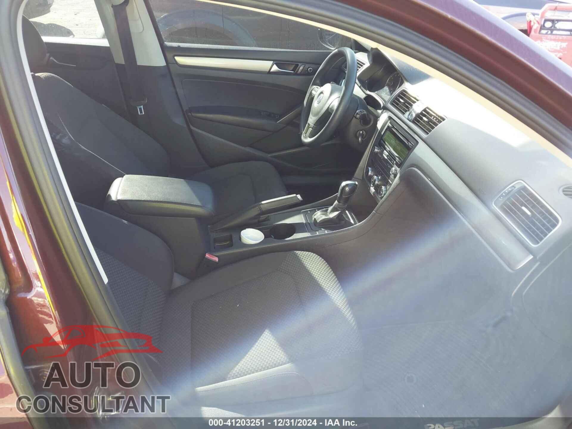 VOLKSWAGEN PASSAT 2012 - 1VWAP7A39CC032978