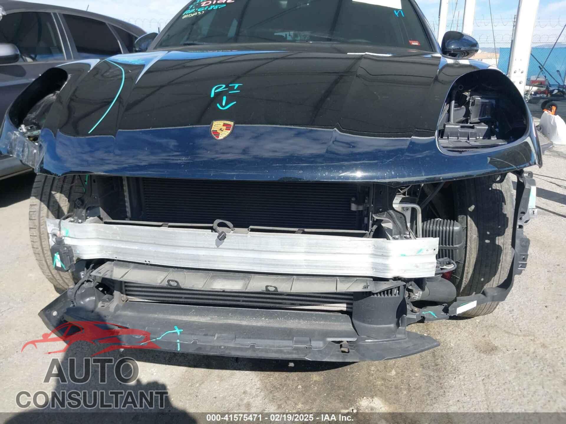 PORSCHE MACAN 2022 - WP1AA2A56NLB01345