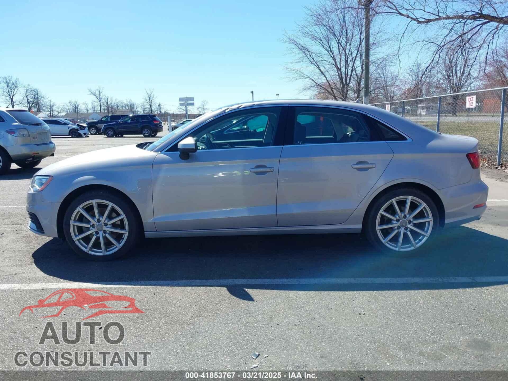 AUDI A3 2016 - WAUE8GFF9G1028741