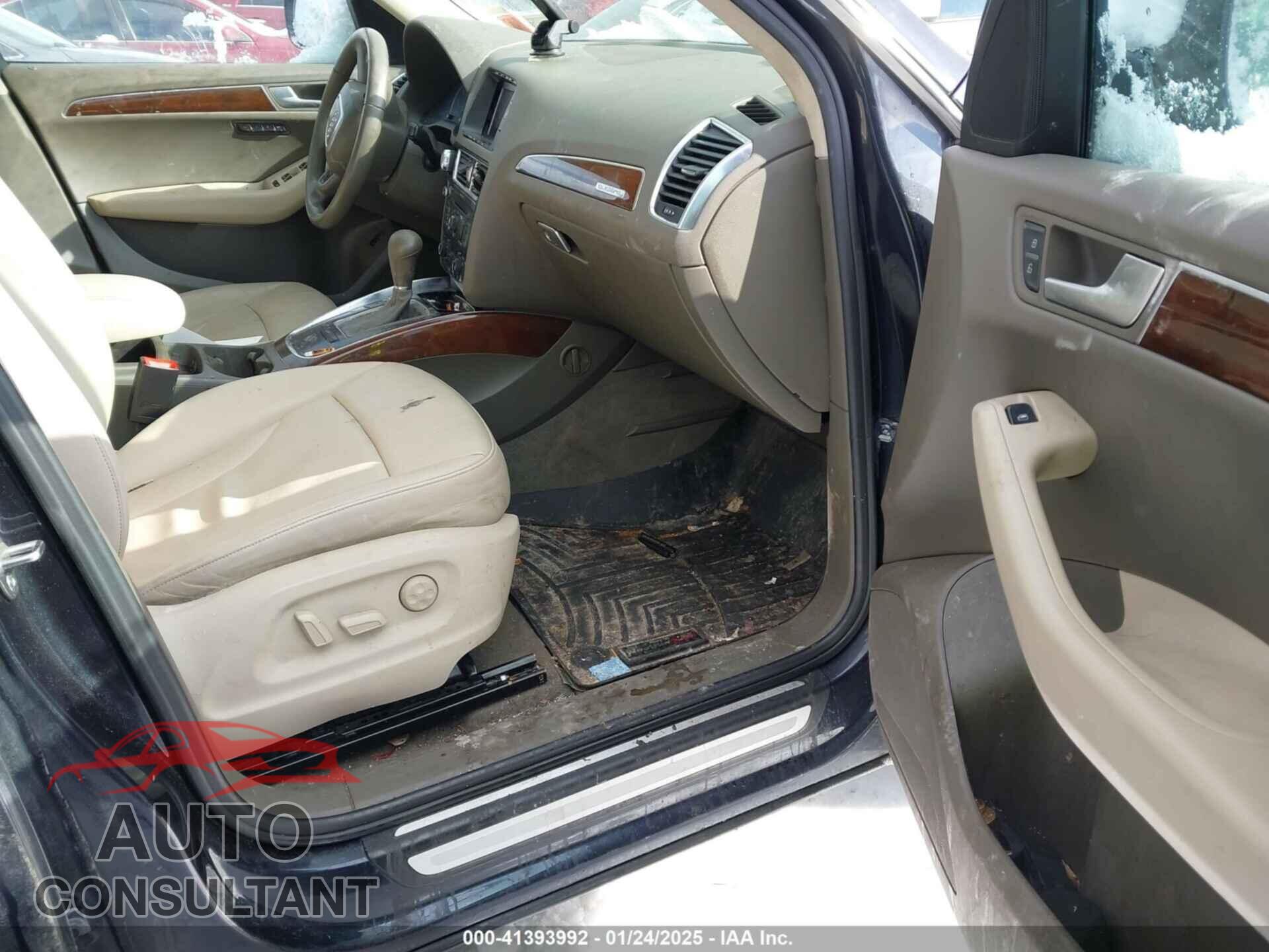 AUDI Q5 2012 - WA1LFAFPXCA010906