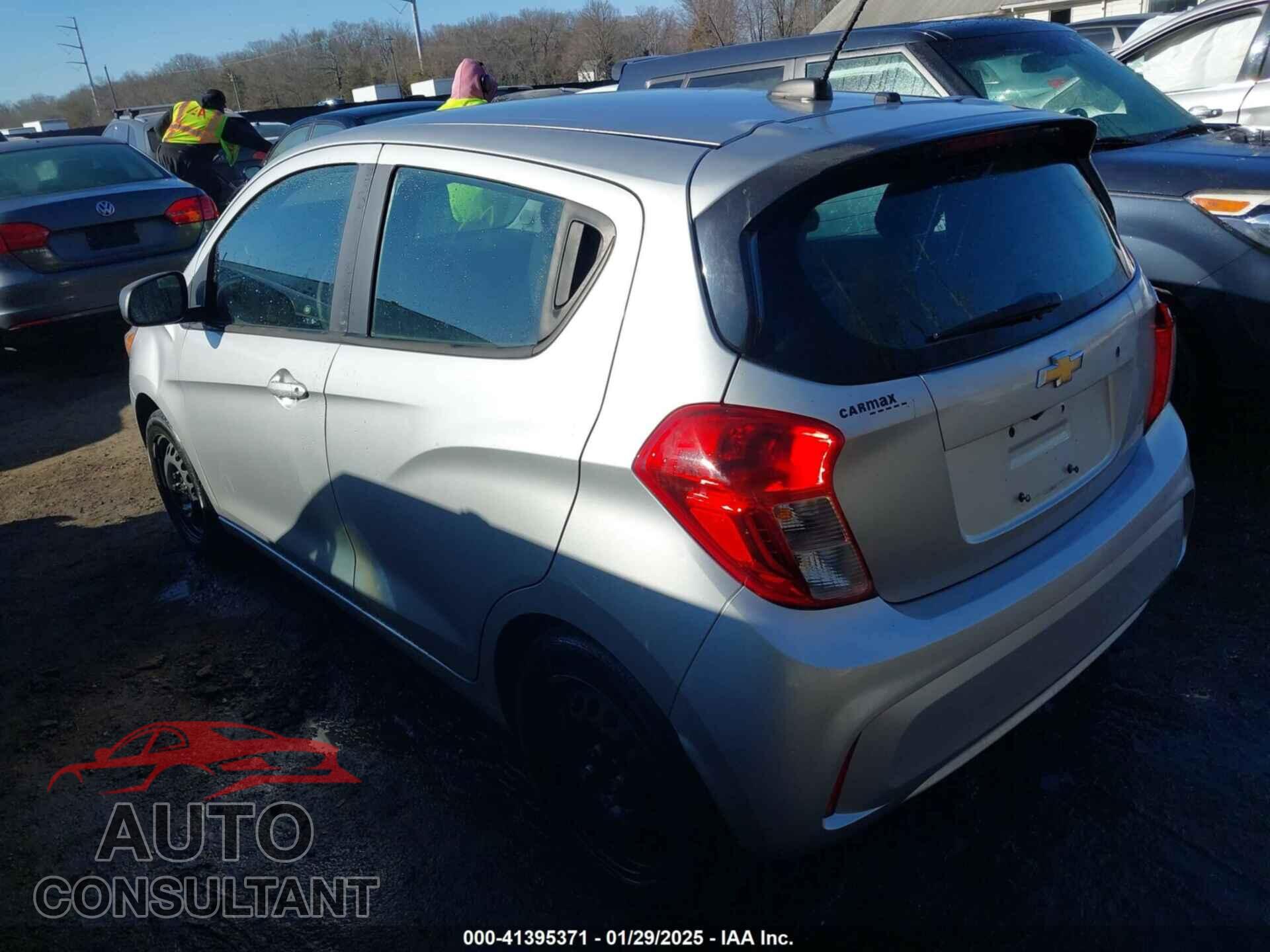 CHEVROLET SPARK 2017 - KL8CB6SA4HC749337