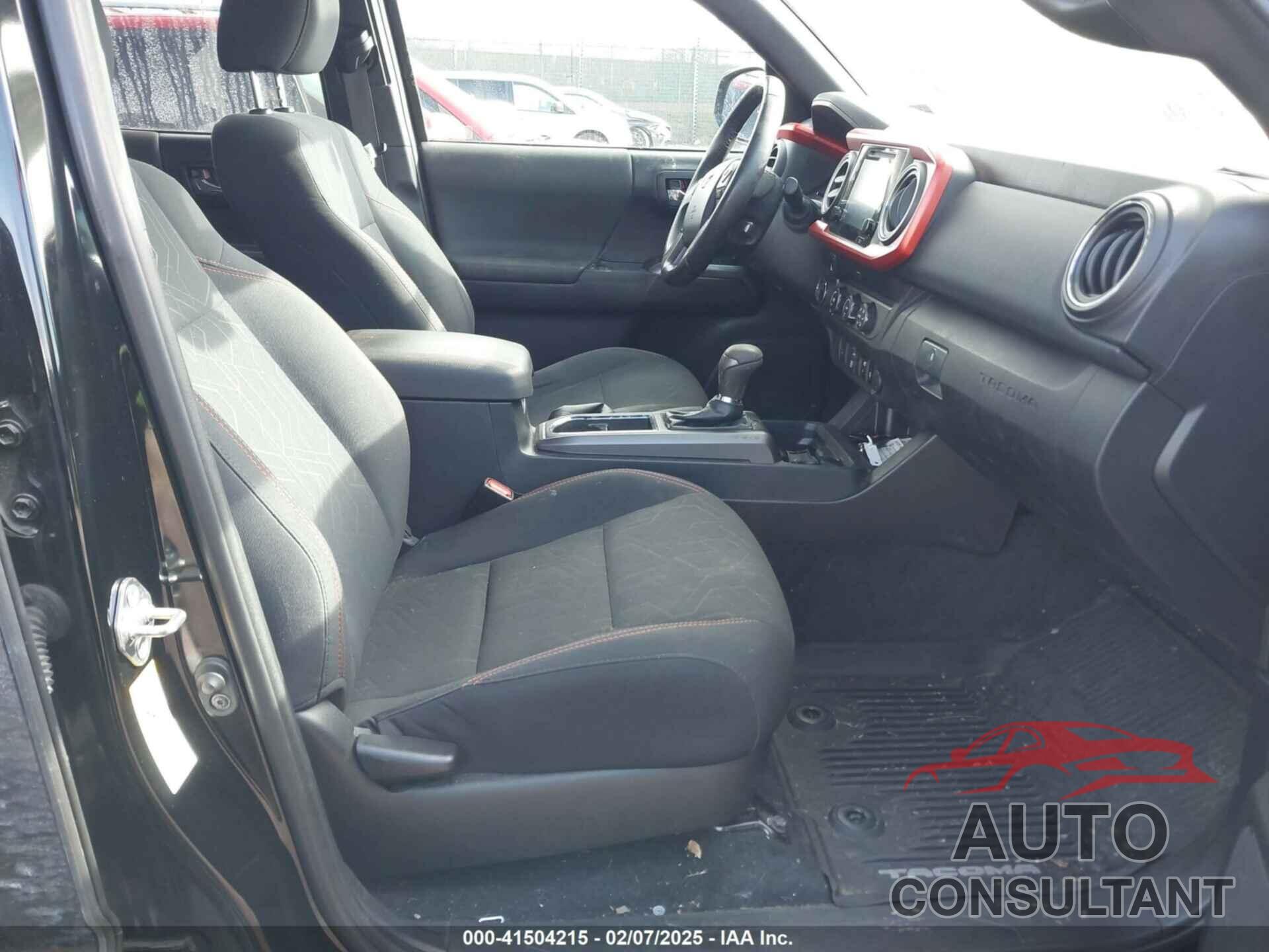 TOYOTA TACOMA 2019 - 3TMCZ5ANXKM200572