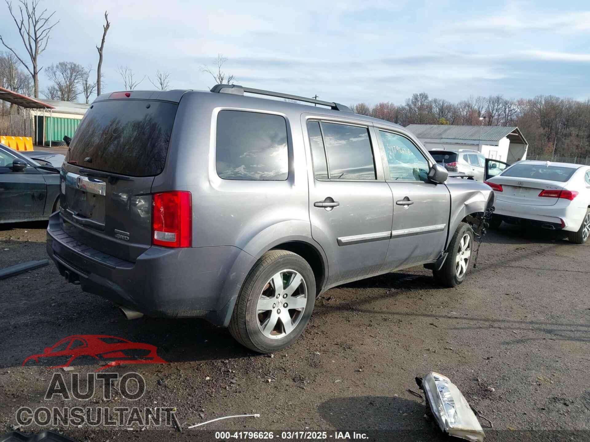 HONDA PILOT 2015 - 5FNYF4H96FB048883