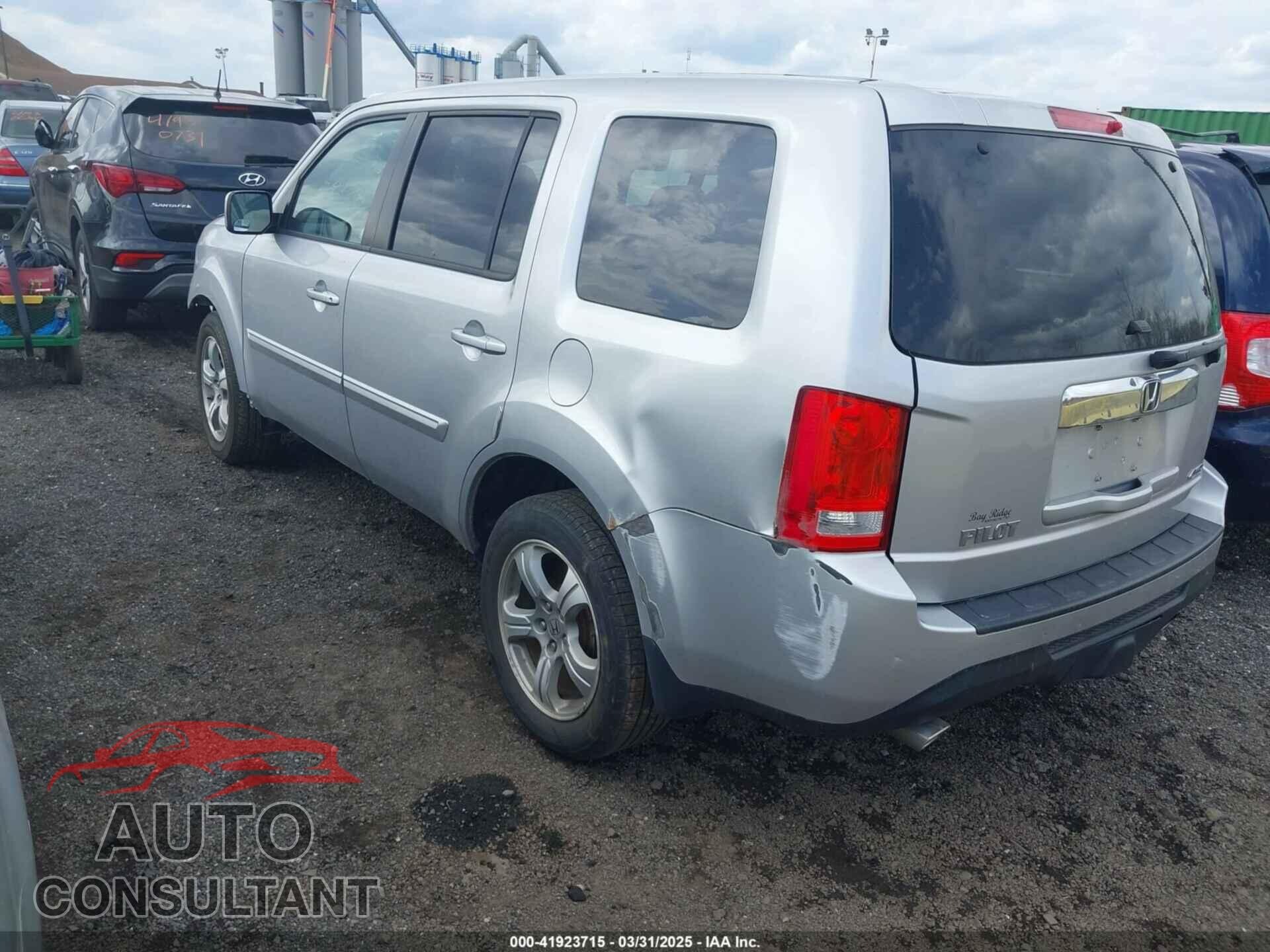 HONDA PILOT 2014 - 5FNYF4H48EB050170