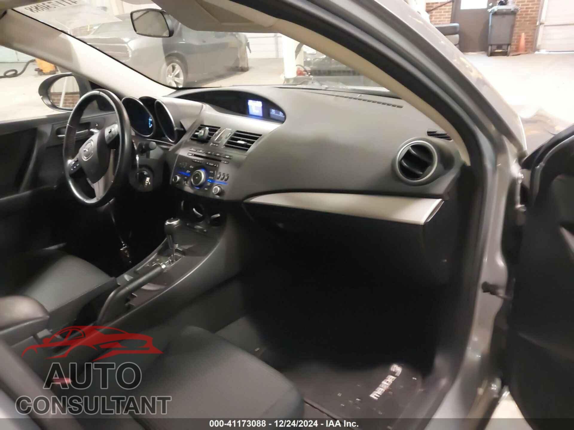 MAZDA 3 2012 - JM1BL1V89C1612474