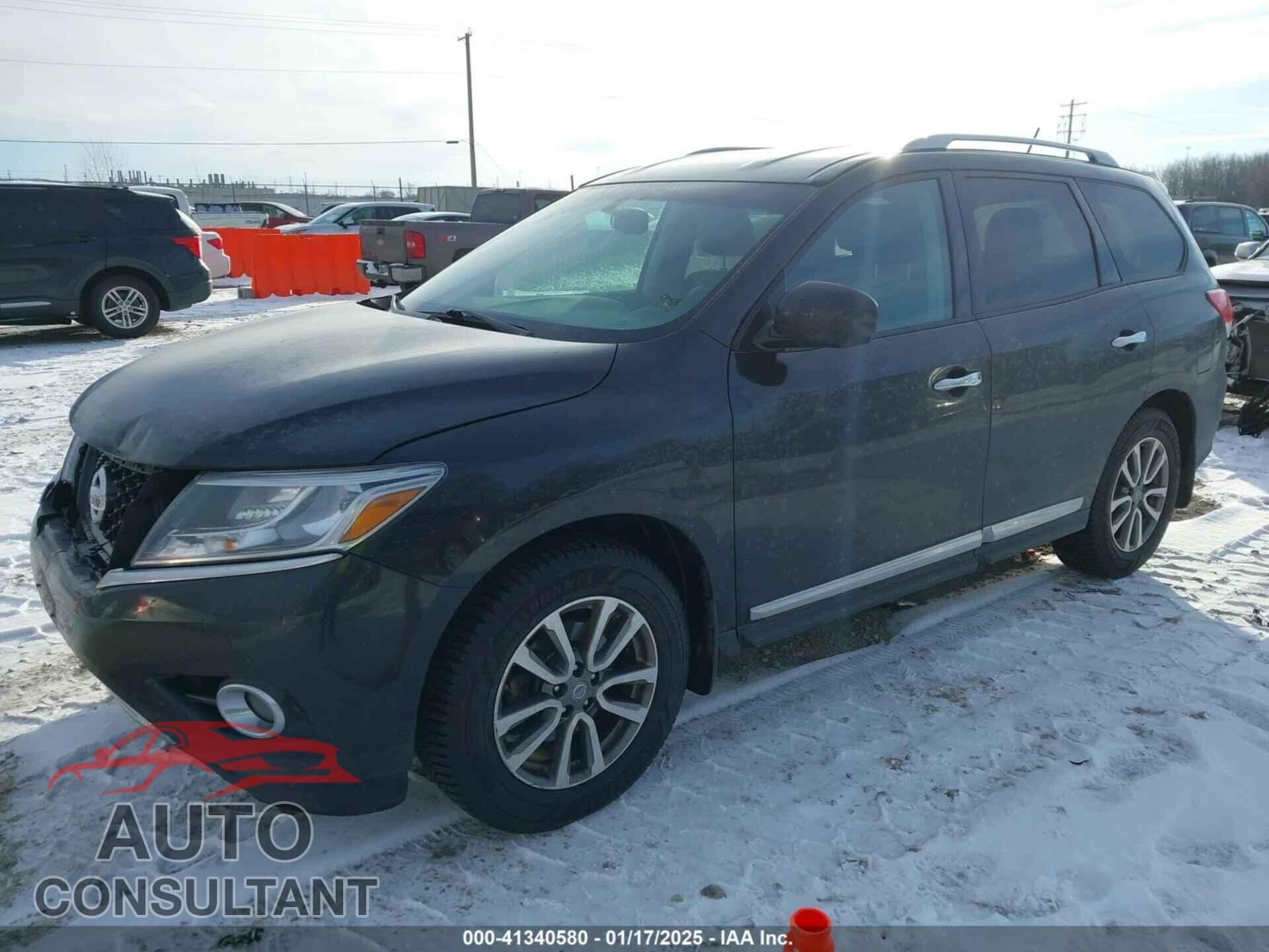 NISSAN PATHFINDER 2015 - 5N1AR2MM7FC672174