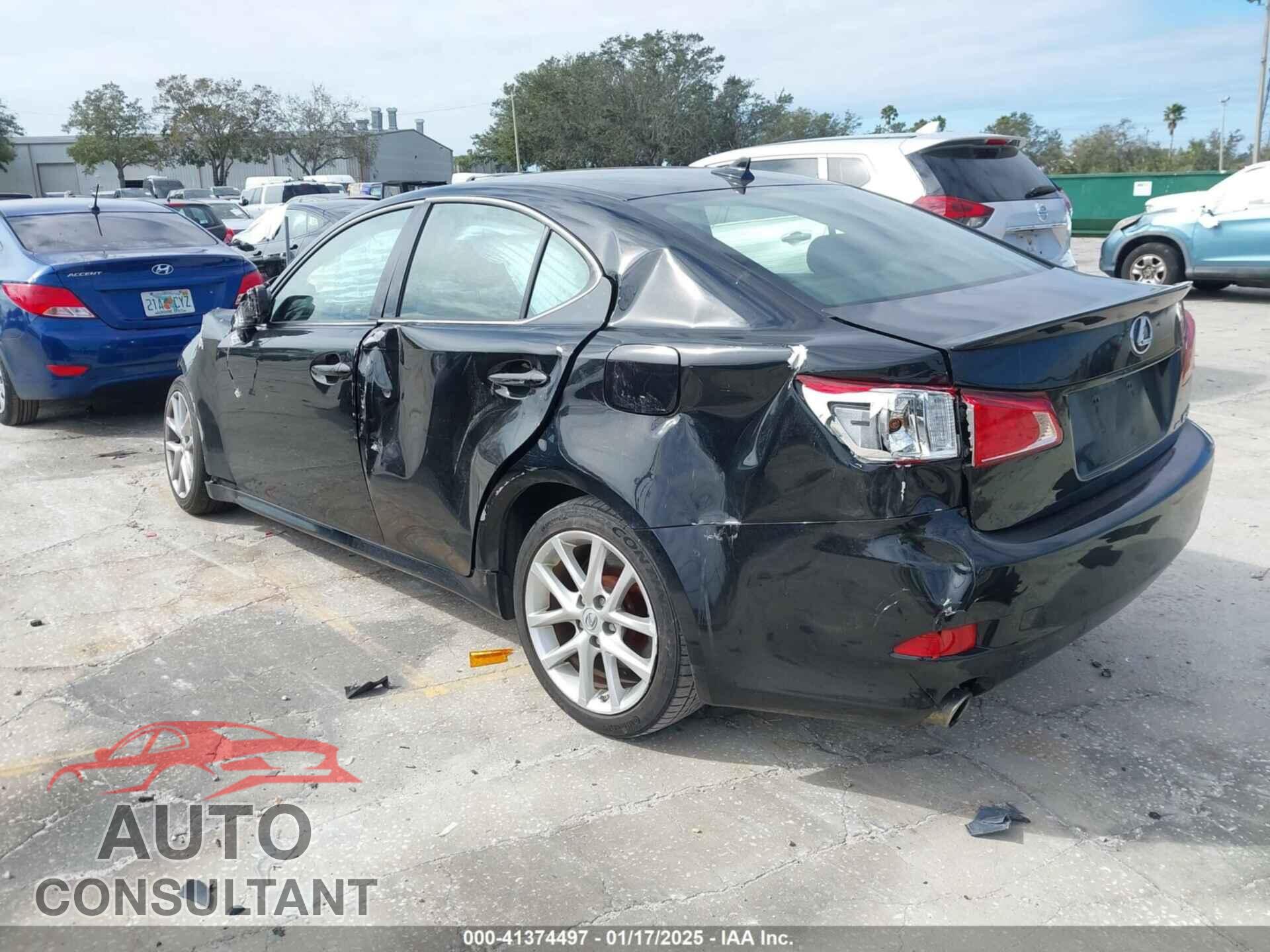 LEXUS IS 350 2011 - JTHCE5C26B5000288