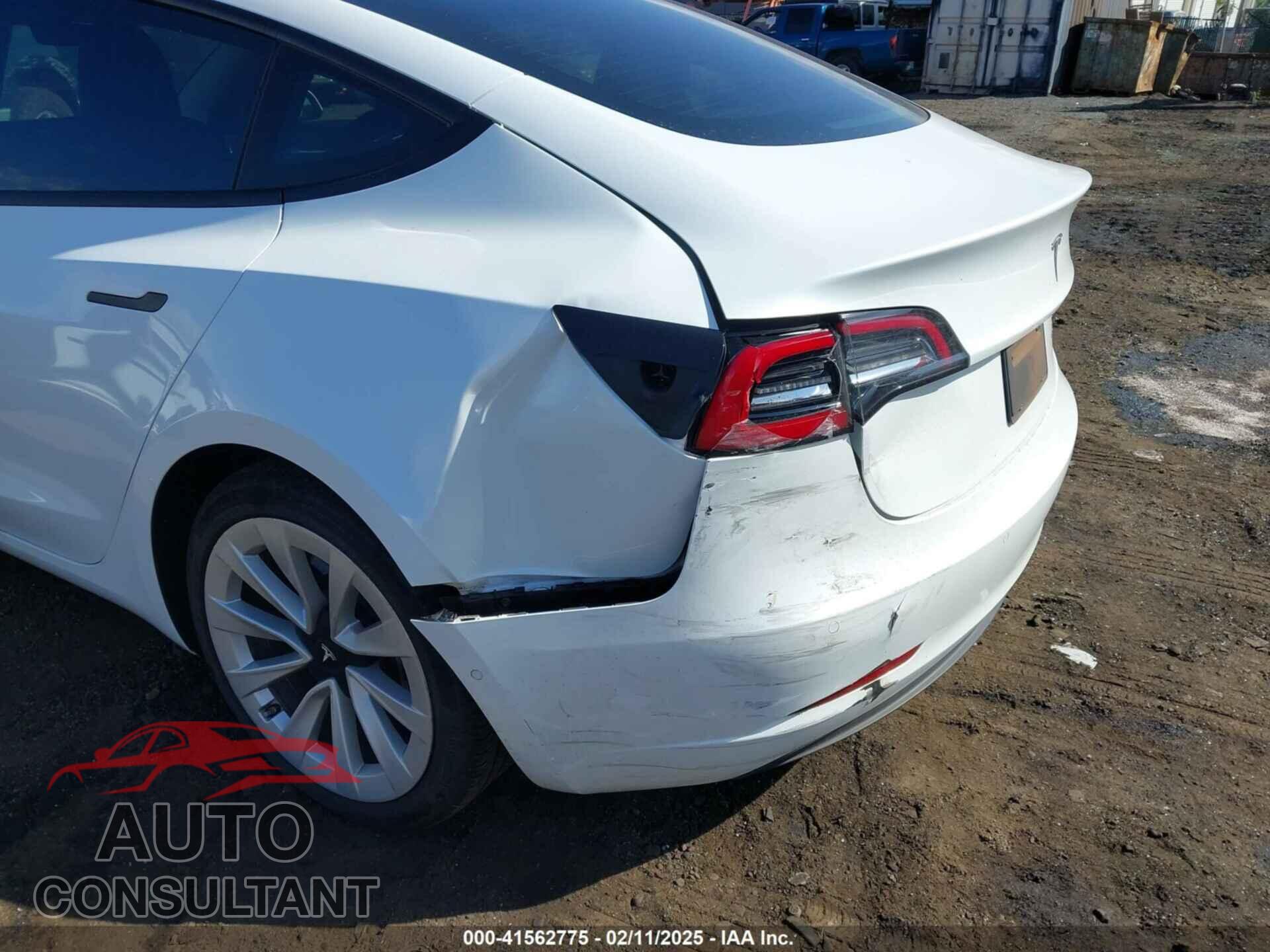 TESLA MODEL 3 2022 - 5YJ3E1EB7NF120661