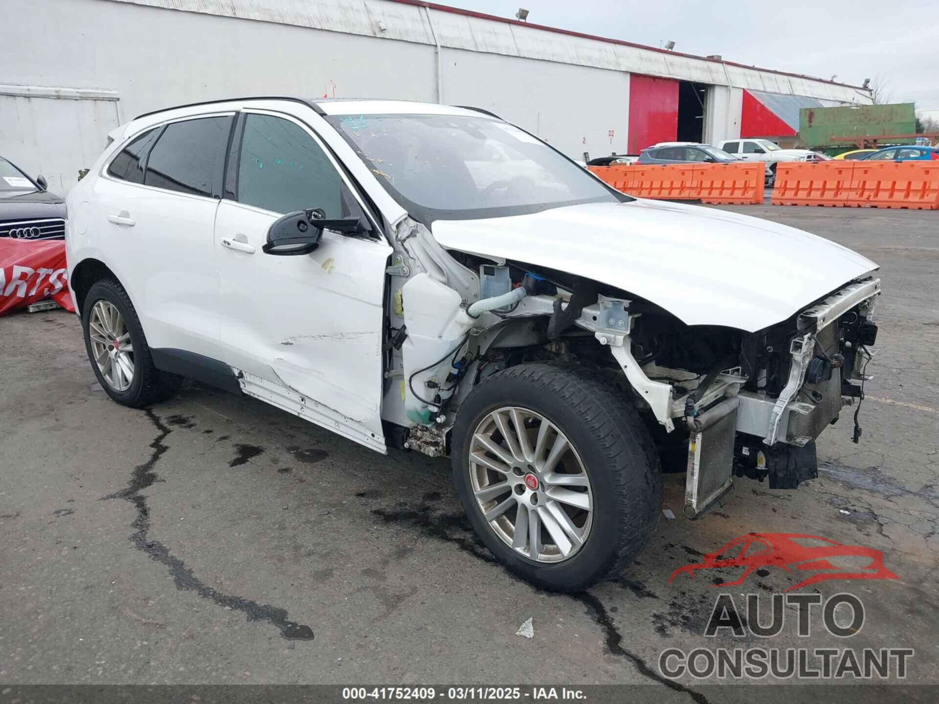 JAGUAR F-PACE 2018 - SADCK2FX5JA258604