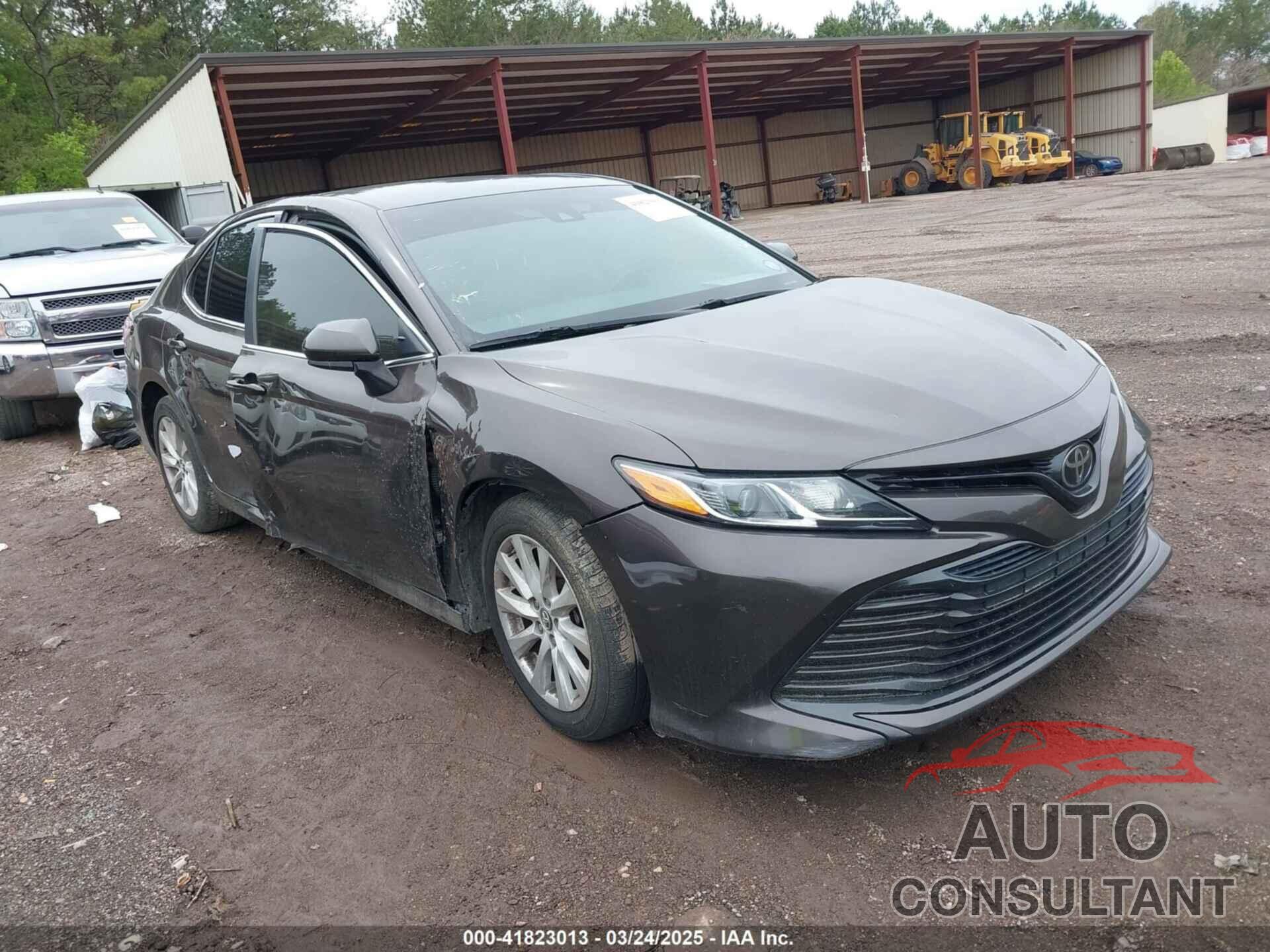 TOYOTA CAMRY 2018 - 4T1B11HK4JU627744