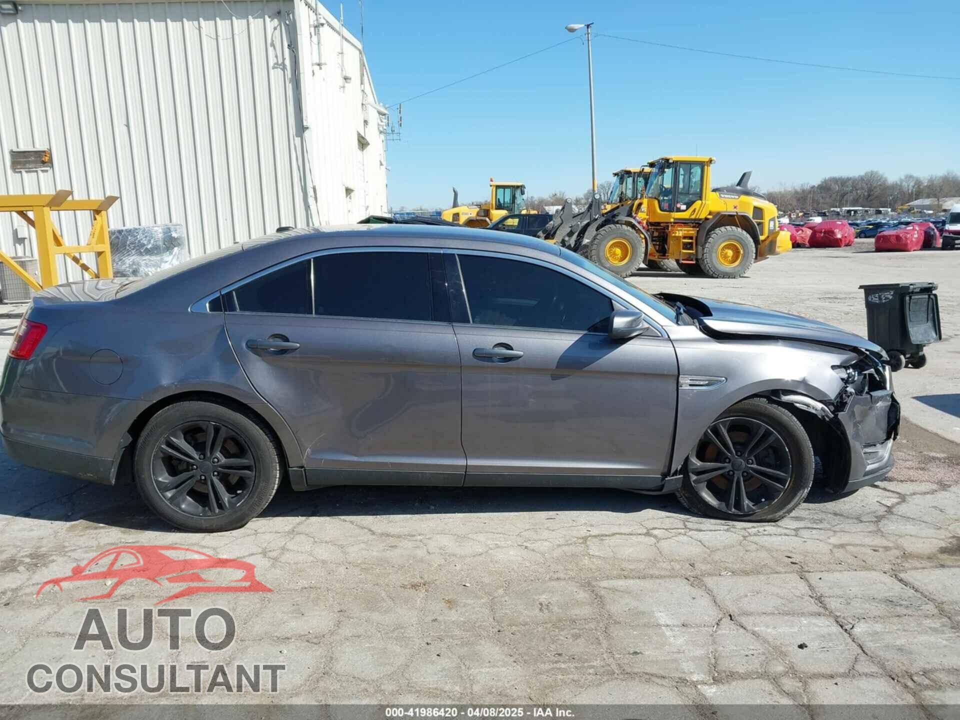 FORD TAURUS 2013 - 1FAHP2H83DG231000