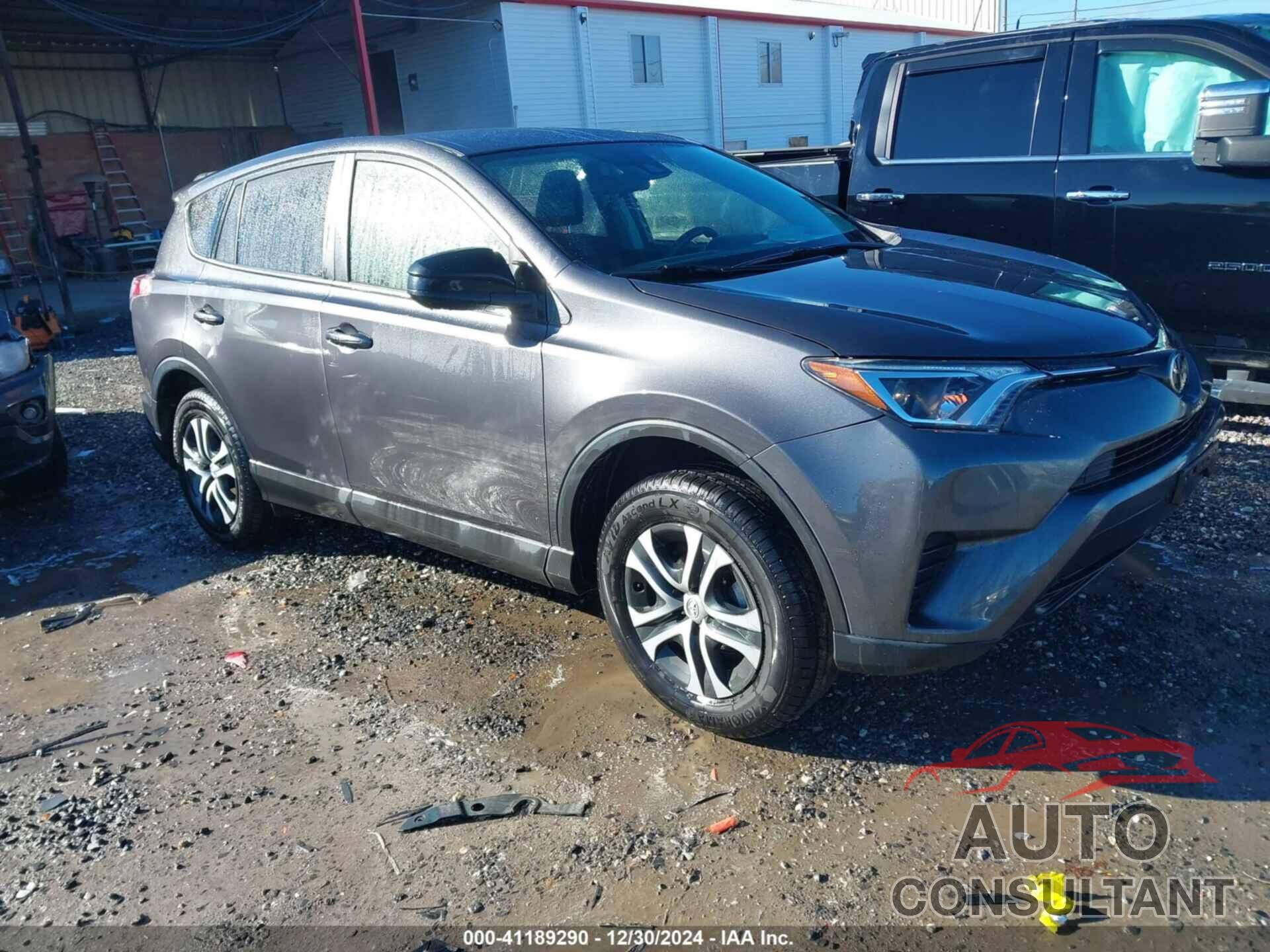 TOYOTA RAV4 2018 - JTMBFREV7JJ245552