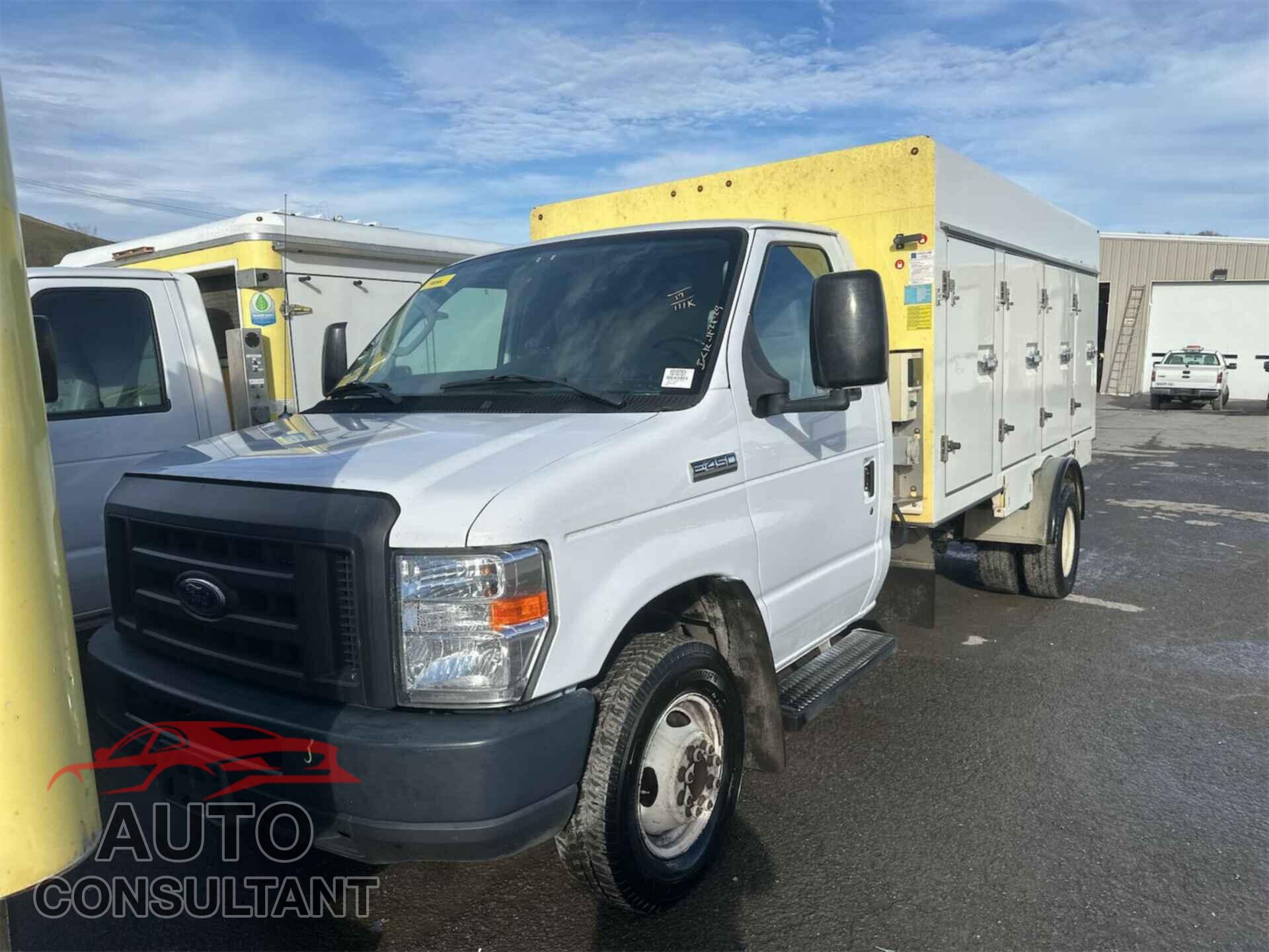 FORD ECONOLINE 2019 - 1FDXE4FS3KDC19283