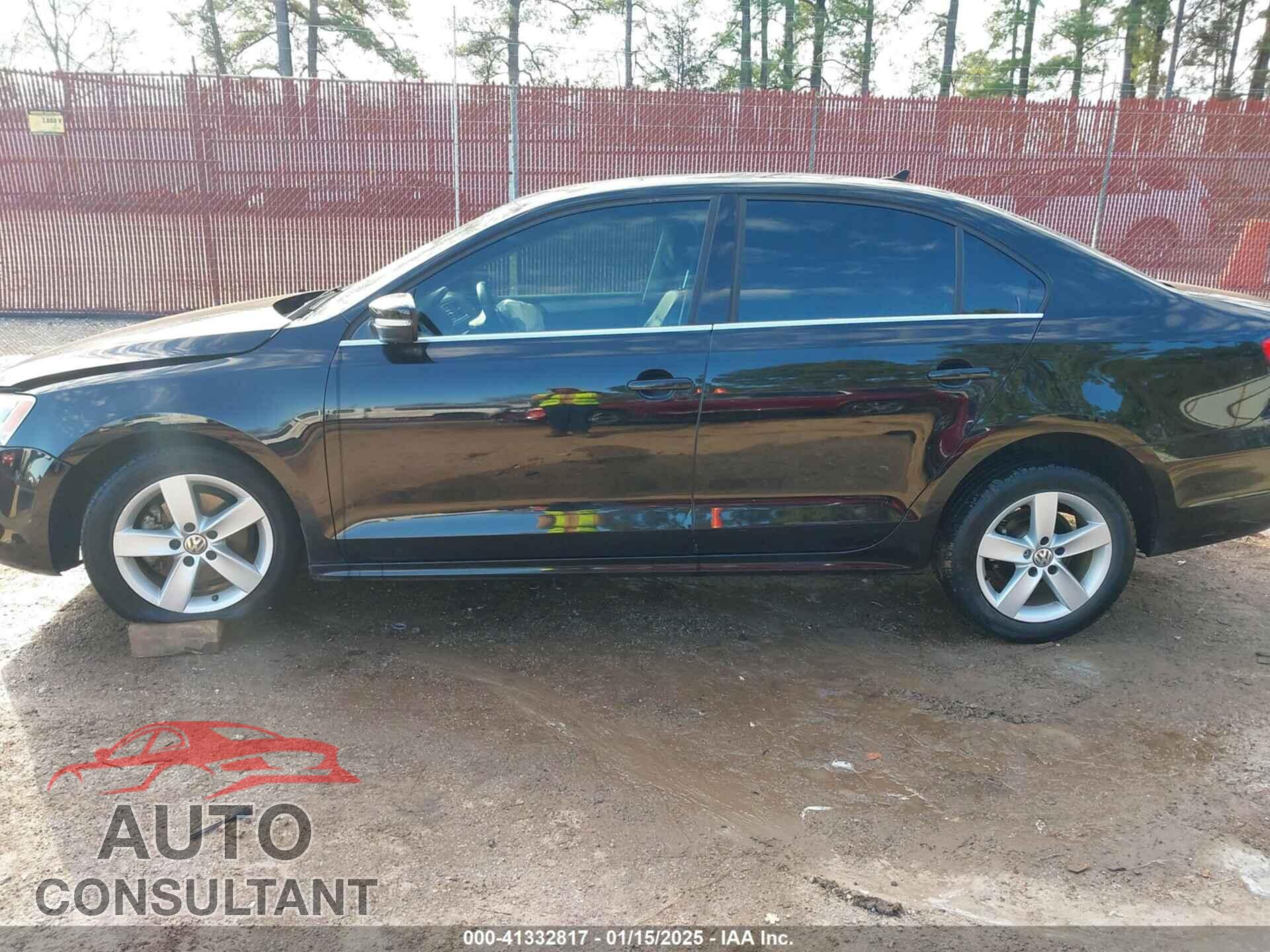 VOLKSWAGEN JETTA 2012 - 3VWLL7AJ2CM426050