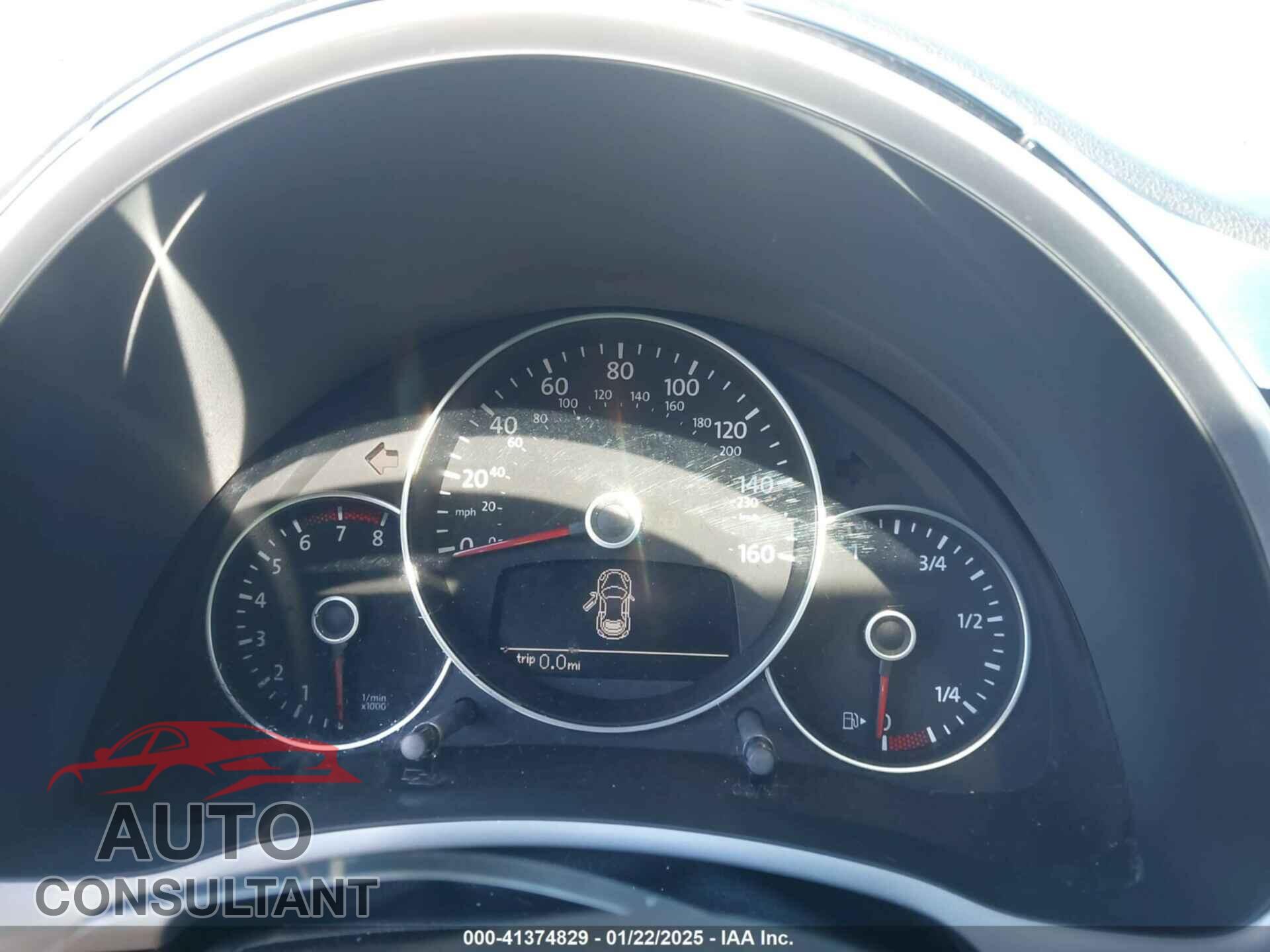 VOLKSWAGEN BEETLE 2012 - 3VWHP7AT1CM652074
