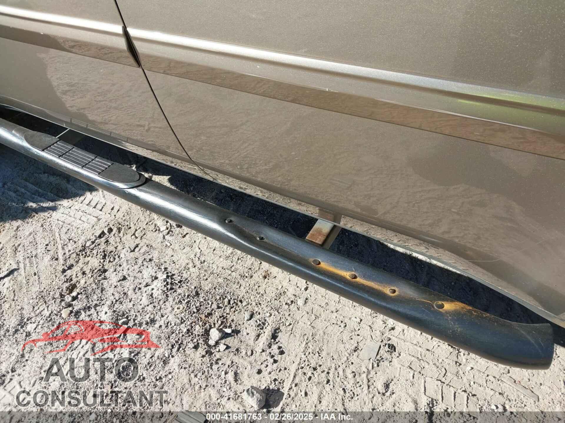 HONDA PILOT 2011 - 5FNYF4H48BB094567