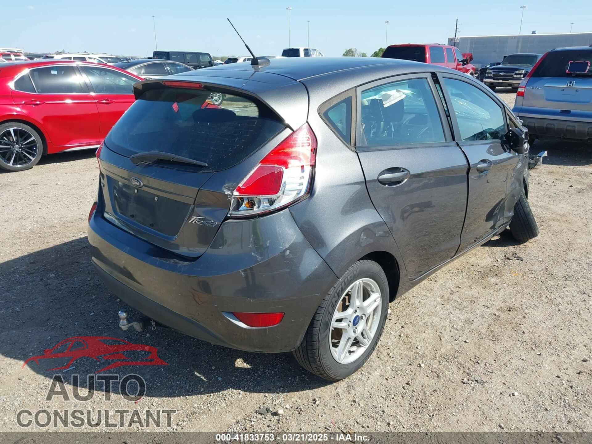 FORD FIESTA 2017 - 3FADP4EJ5HM131932