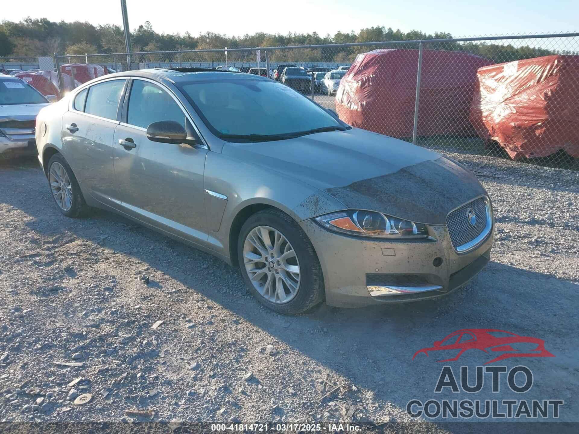 JAGUAR XF 2013 - SAJWA0E72D8S90702