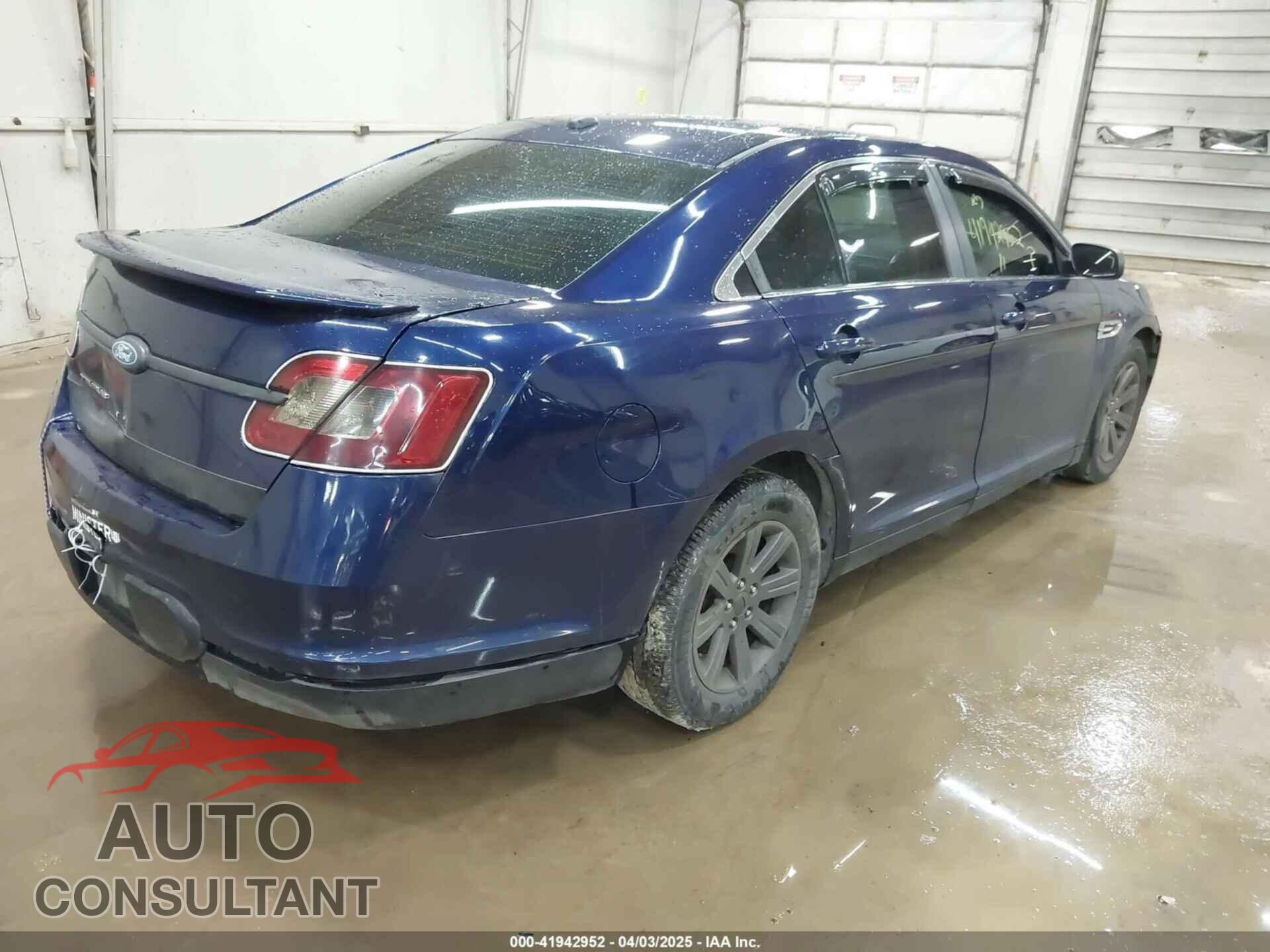FORD TAURUS 2011 - 1FAHP2DW4BG187235