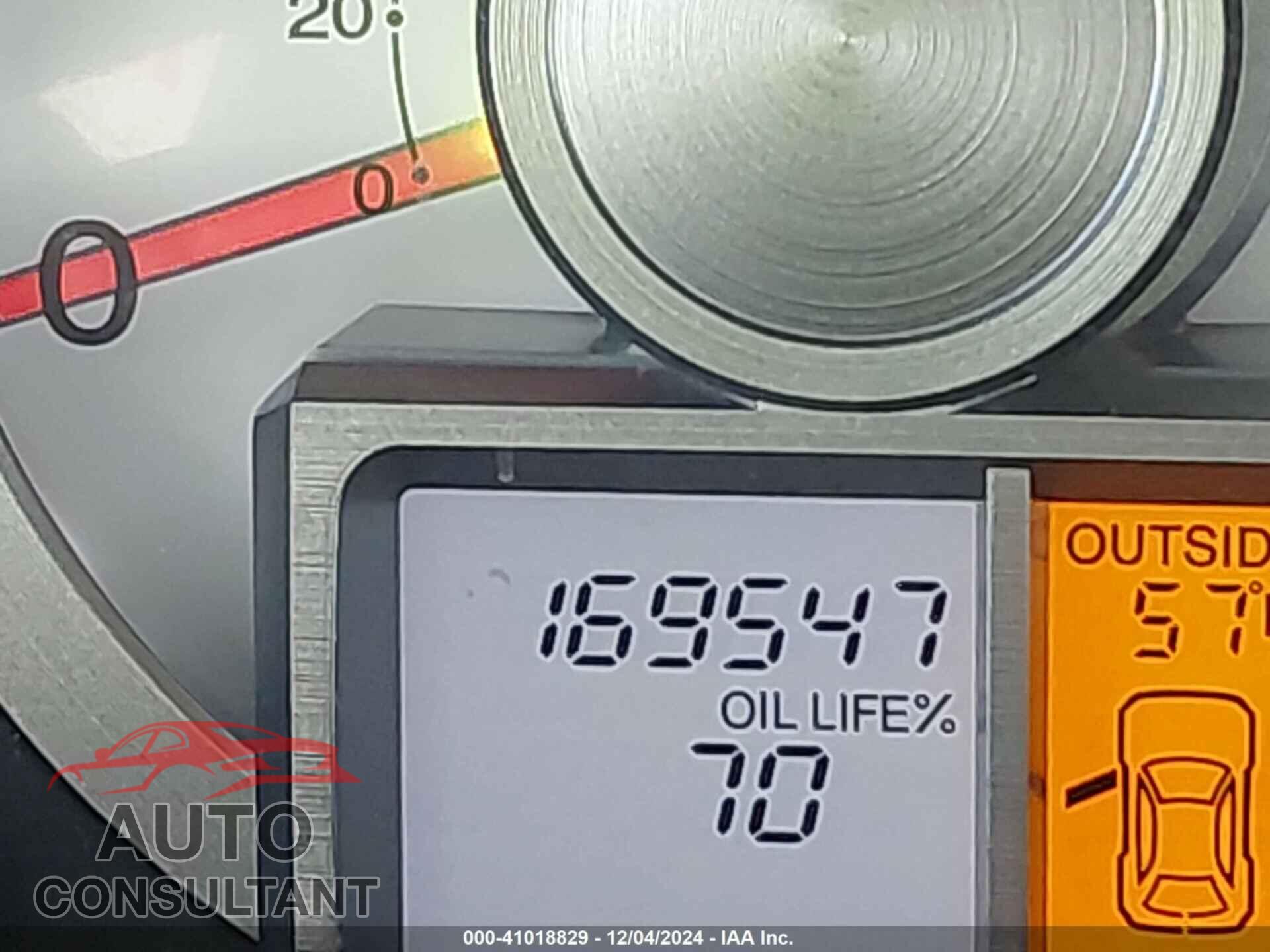 HONDA PILOT 2011 - 5FNYF3H55BB037777