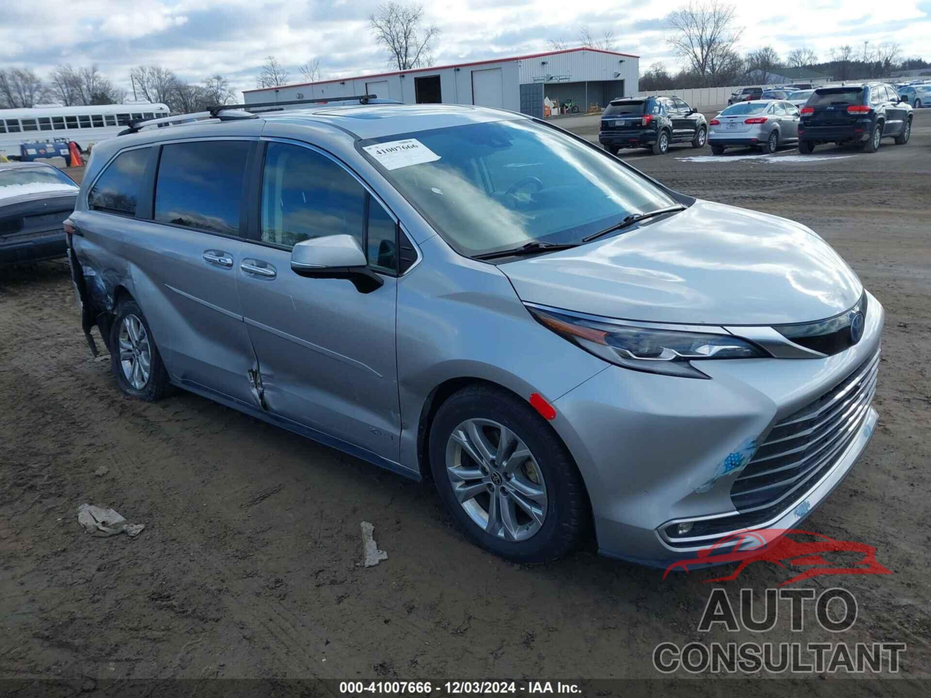 TOYOTA SIENNA 2021 - 5TDESKFC3MS035051