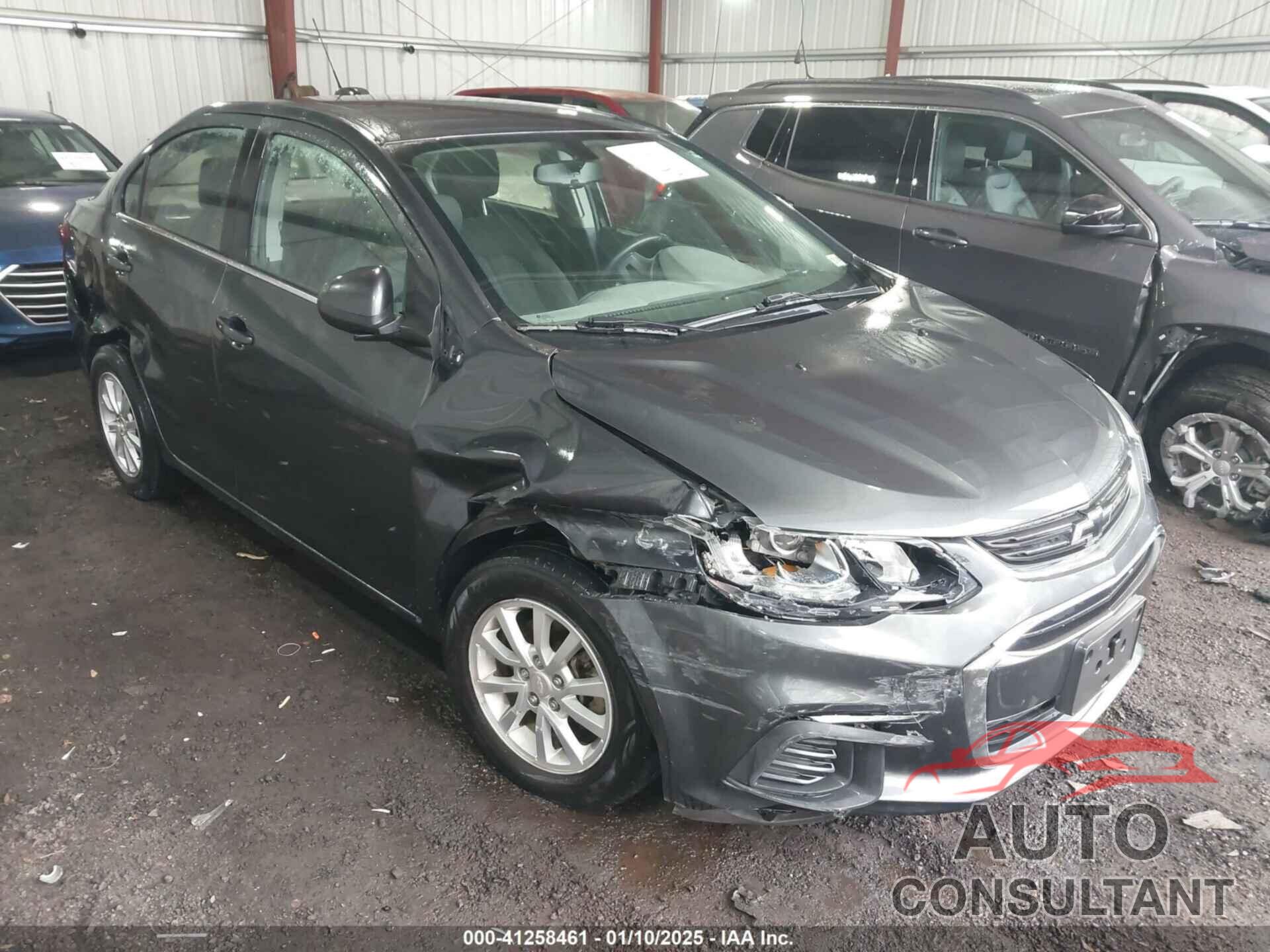 CHEVROLET SONIC 2018 - 1G1JD5SH1J4138593