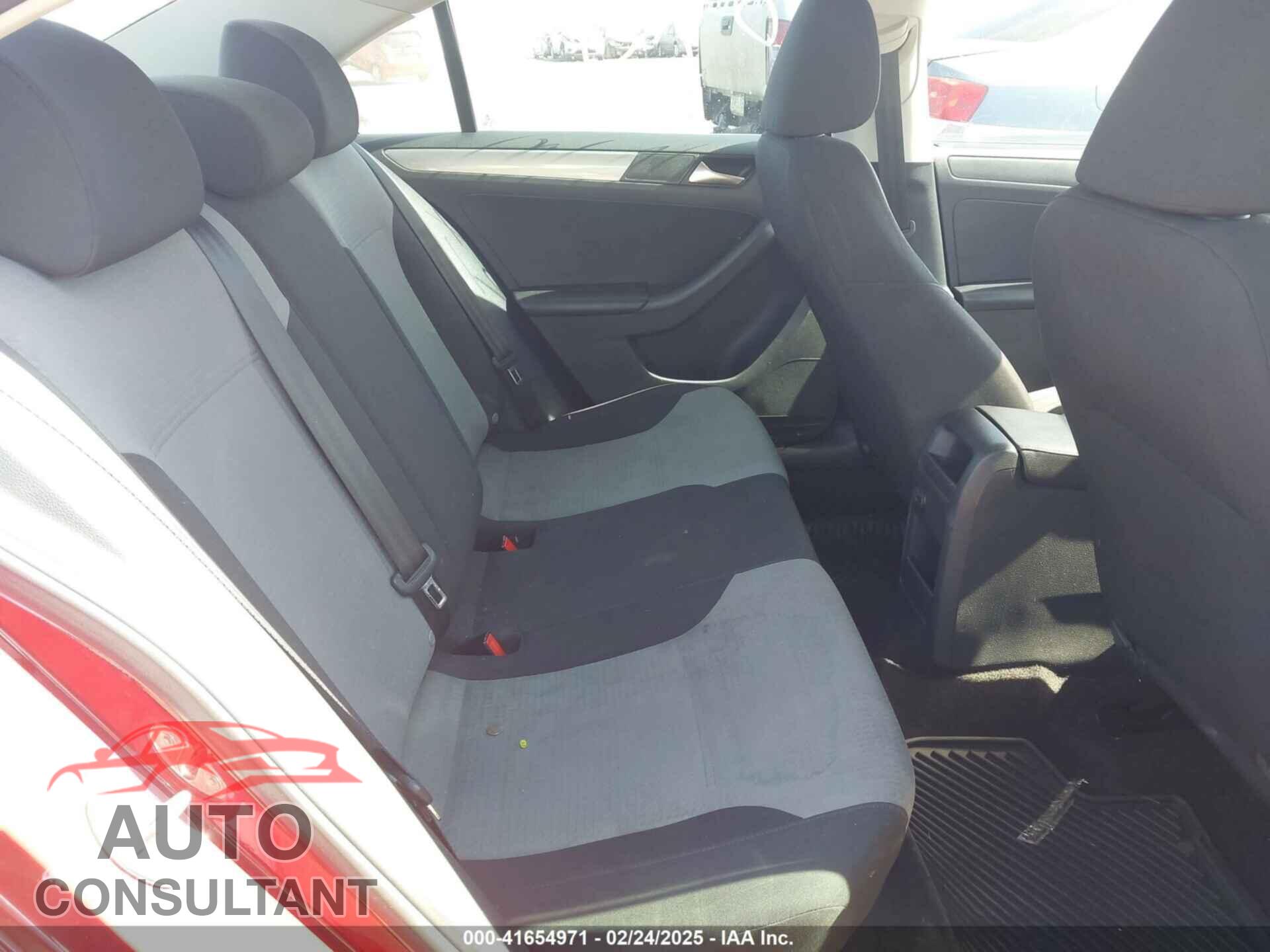 VOLKSWAGEN JETTA 2017 - 3VW2B7AJ2HM207207