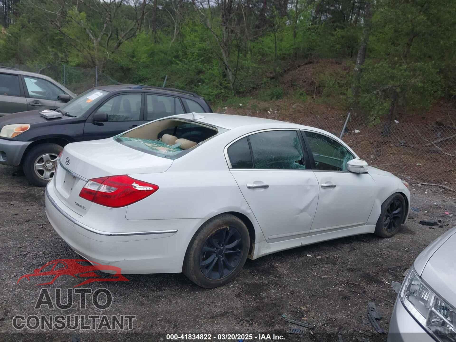 HYUNDAI GENESIS 2012 - KMHGC4DD3CU177743