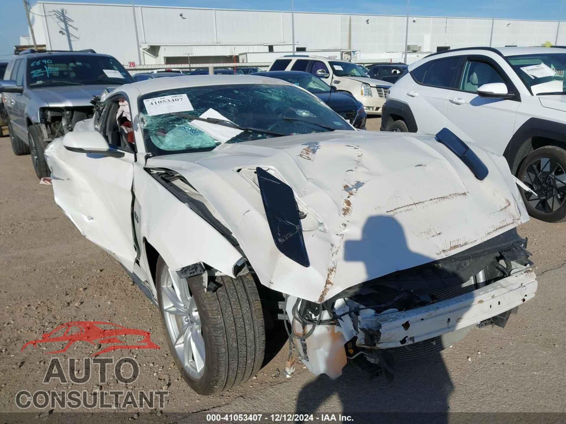 FORD MUSTANG 2017 - 1FA6P8CFXH5256848