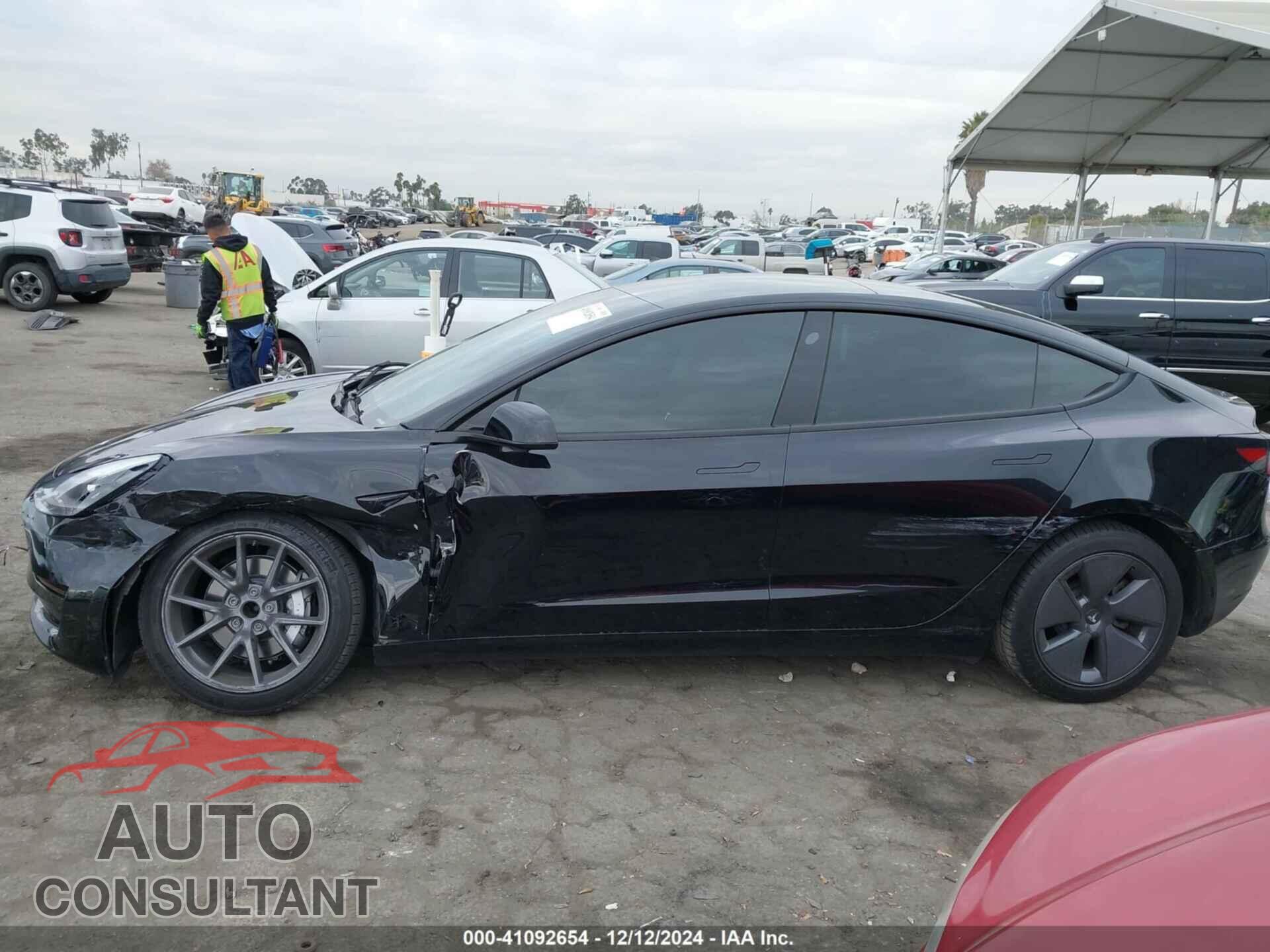 TESLA MODEL 3 2023 - 5YJ3E1EA9PF393899
