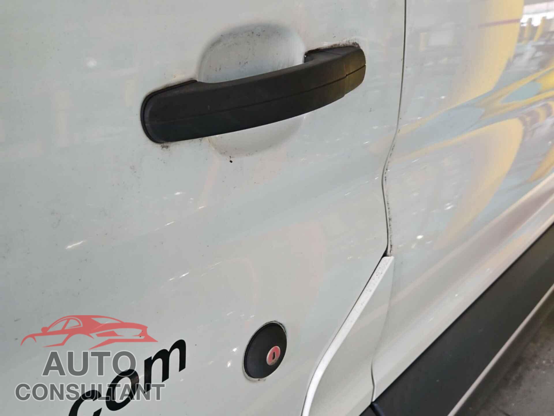 FORD TRANSIT 2015 - 1FTNE2YM1FKB32272
