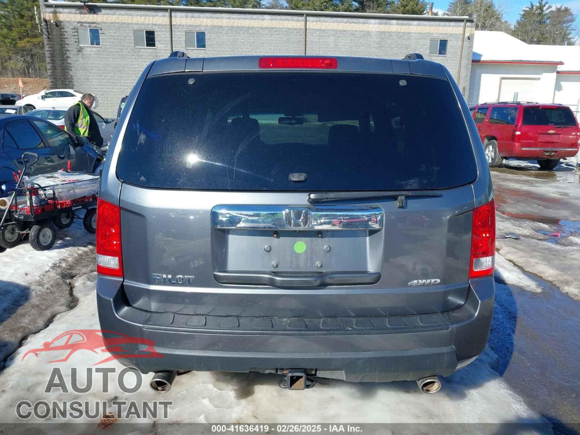 HONDA PILOT 2010 - 5FNYF4H55AB021437