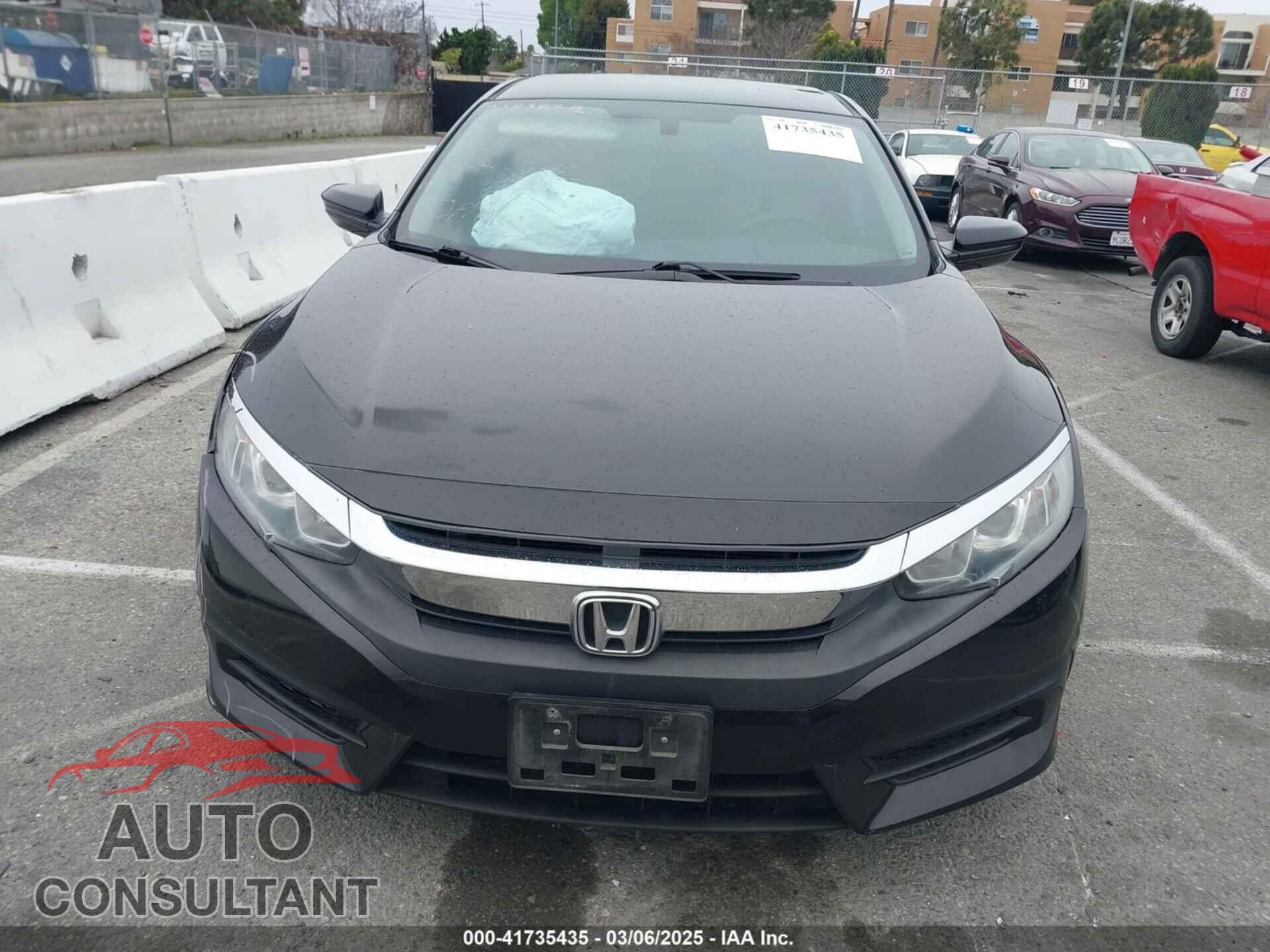 HONDA CIVIC 2016 - 2HGFC2F52GH568029